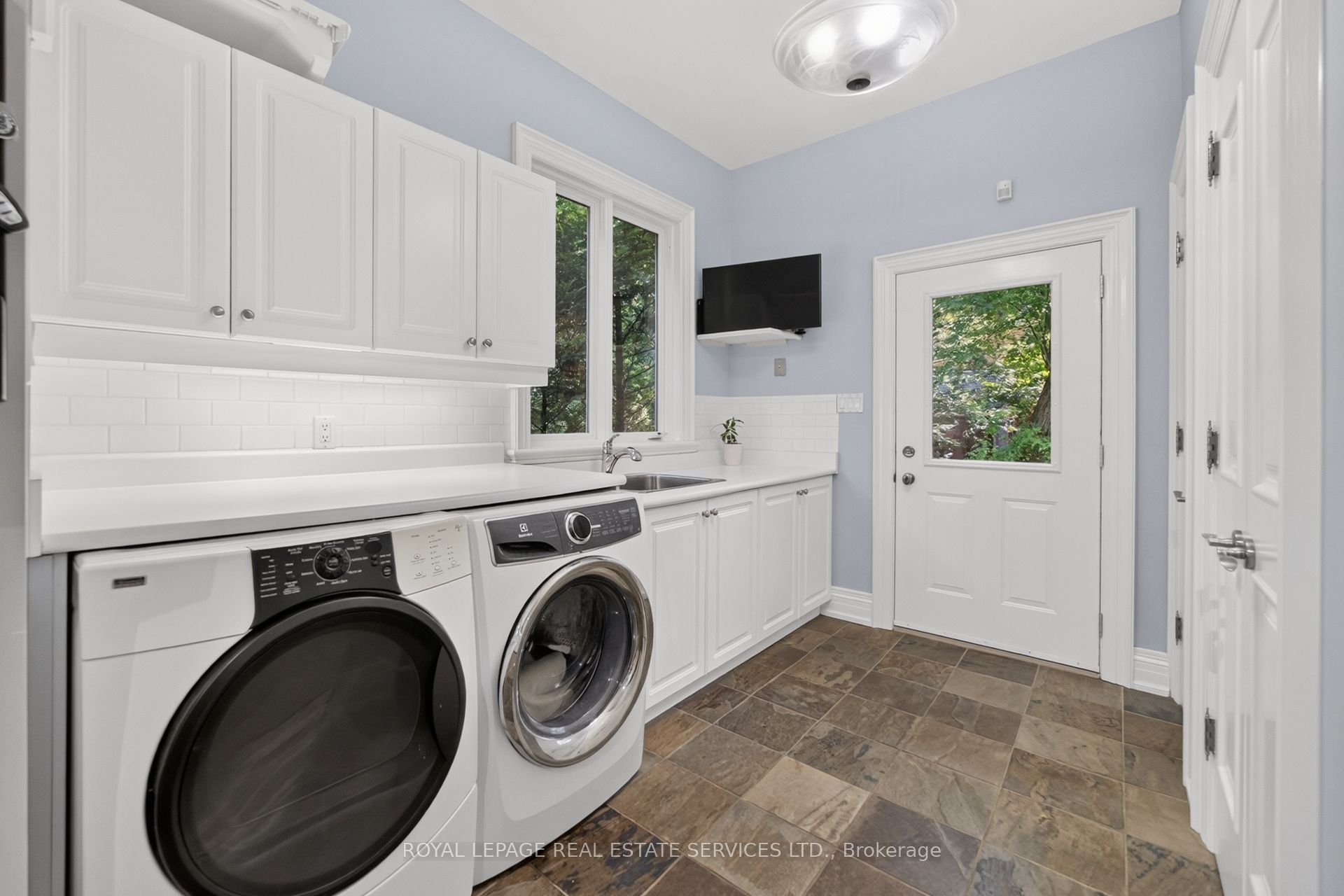 503 Meadow Wood Road Property Photo 24