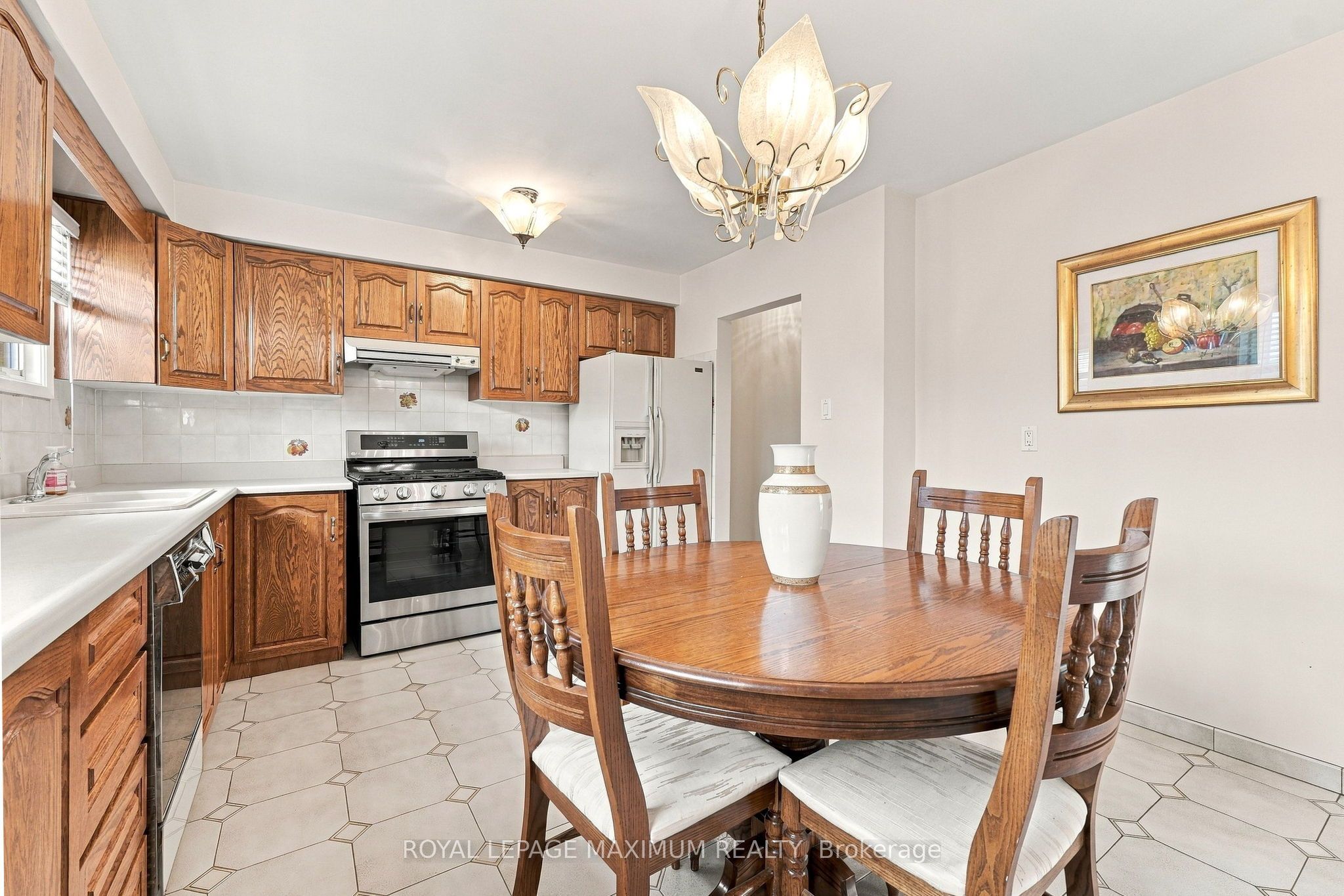 66 Spenvalley Drive Property Photo 10