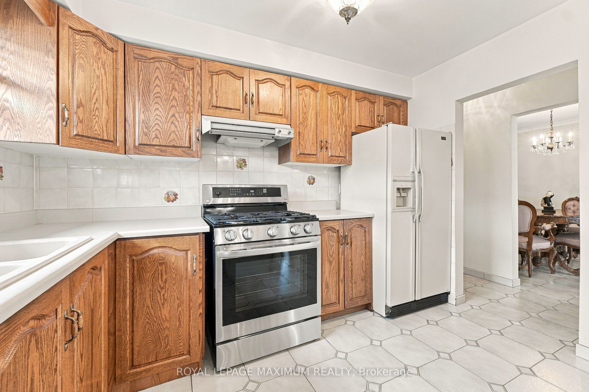 66 Spenvalley Drive Property Photo 12