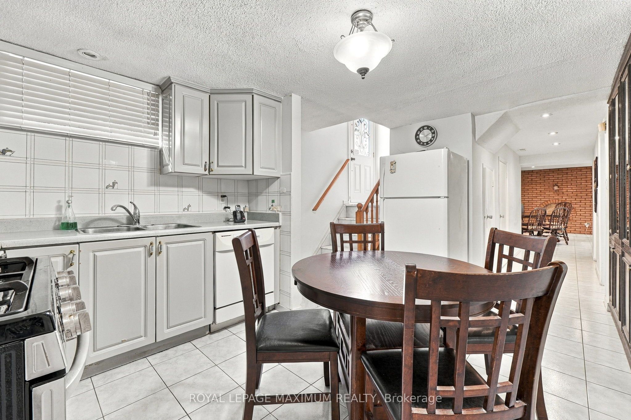 66 Spenvalley Drive Property Photo 28
