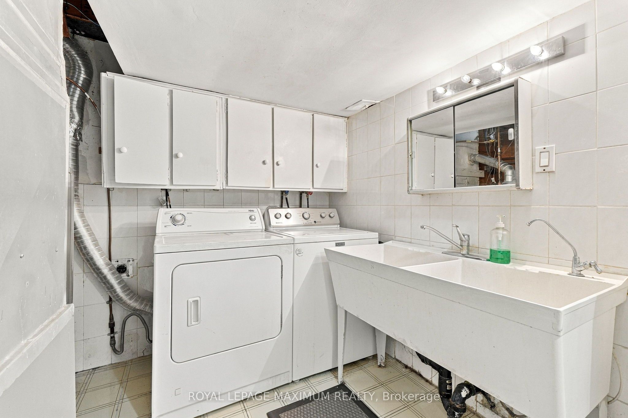 66 Spenvalley Drive Property Photo 35