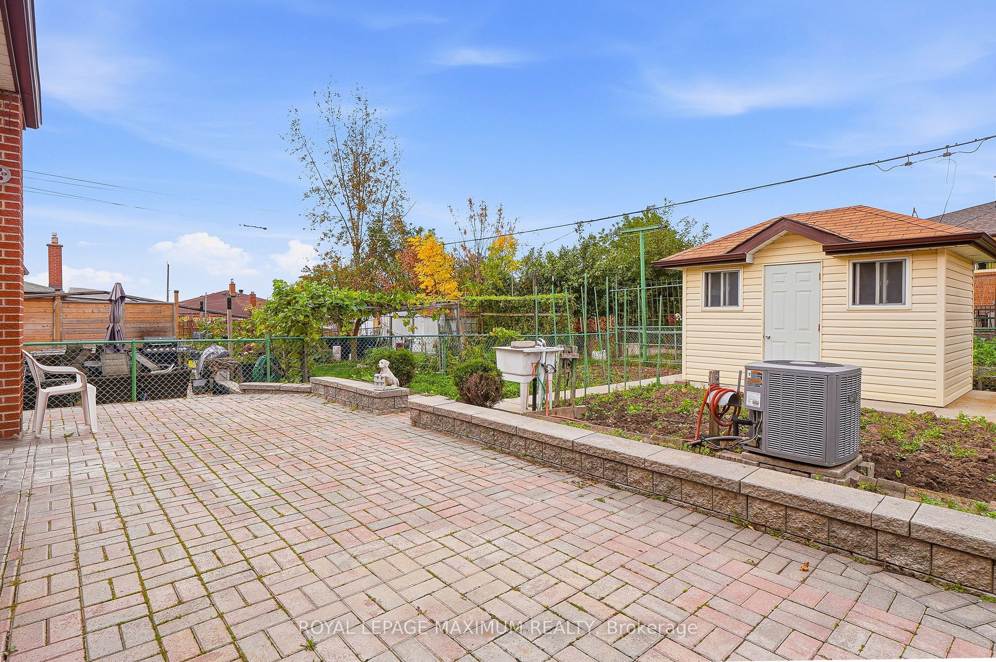 66 Spenvalley Drive Property Photo 40