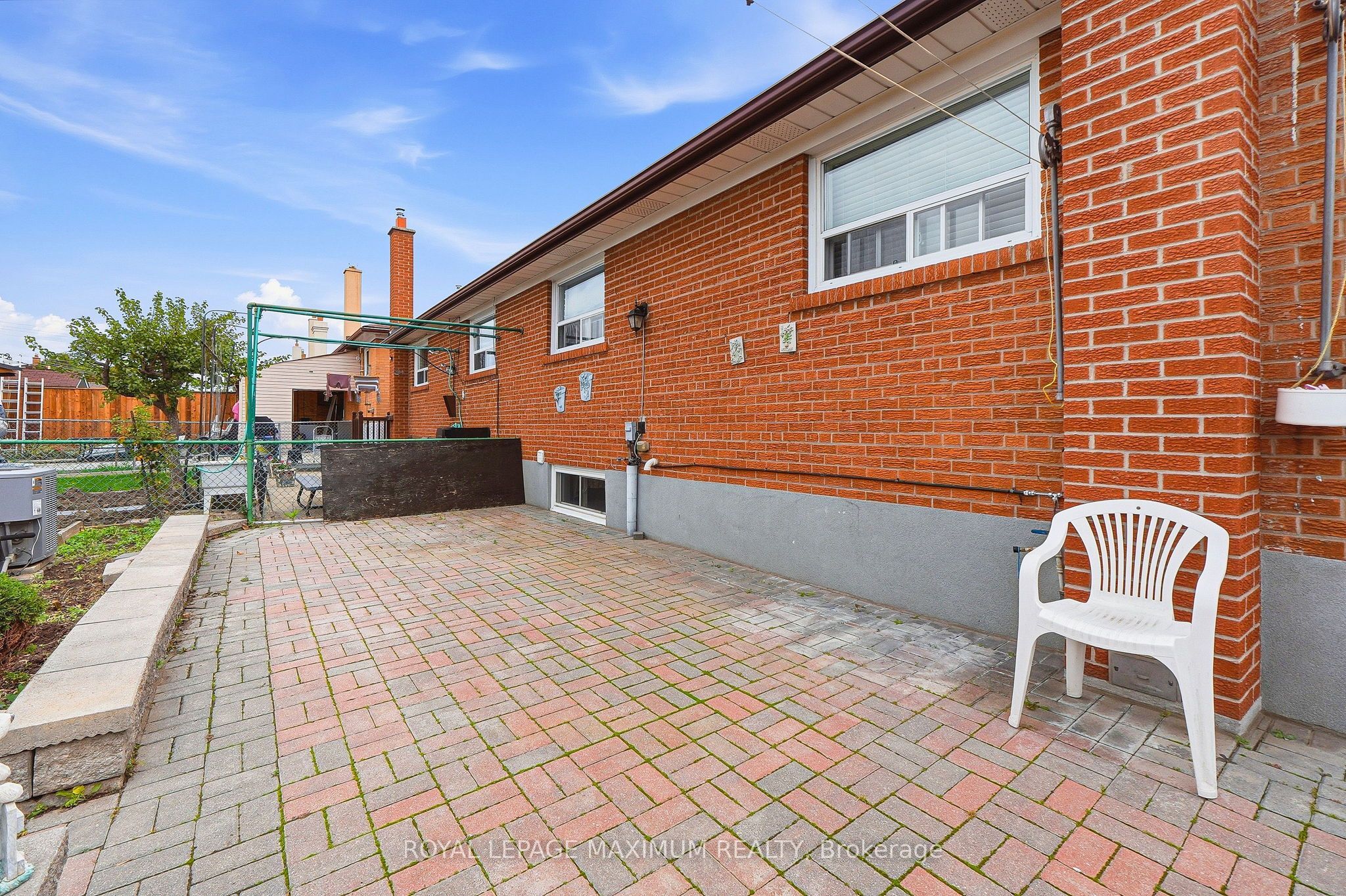 66 Spenvalley Drive Property Photo 41