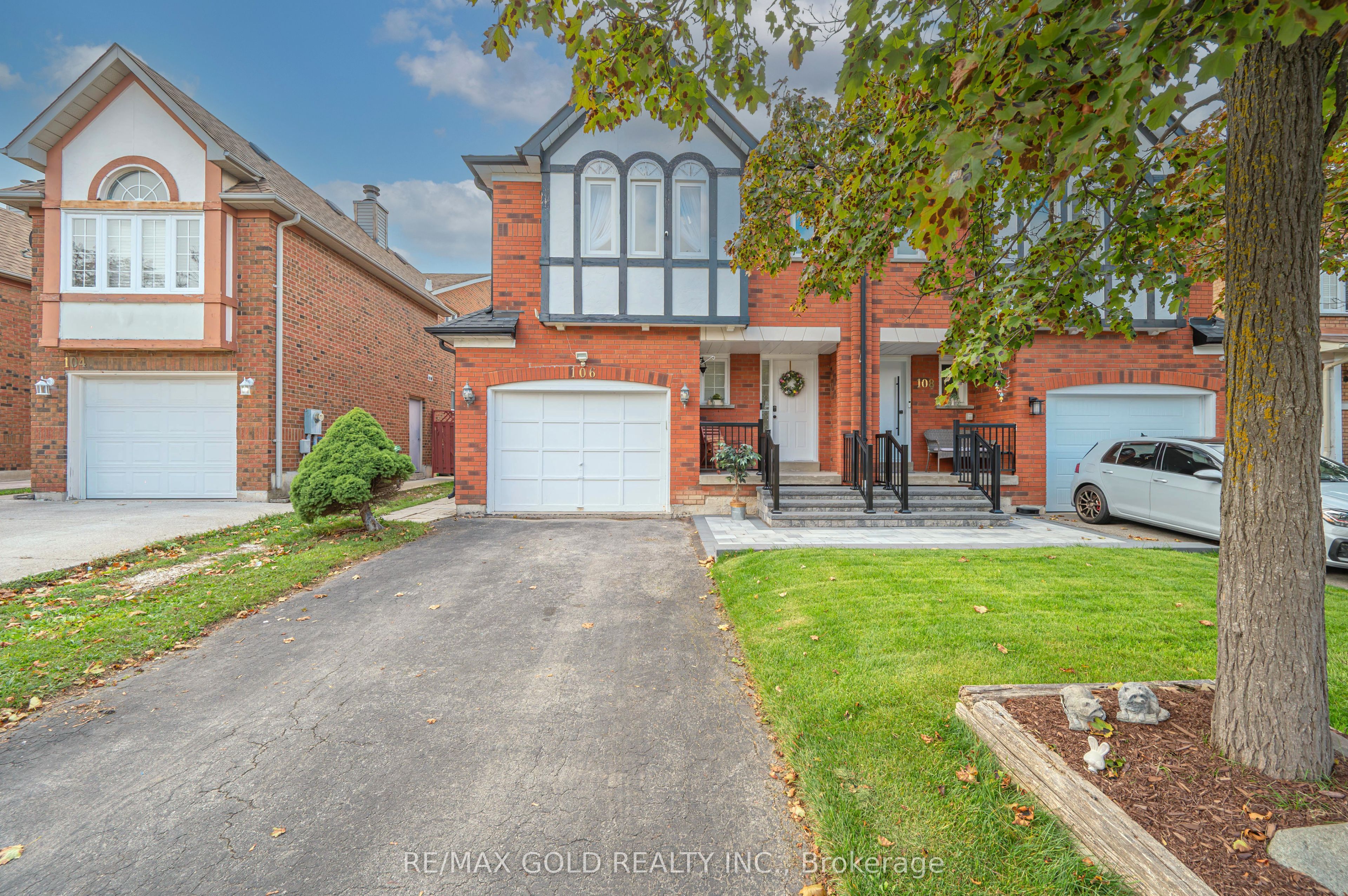 106 Bighorn Crescent Property Photo 1