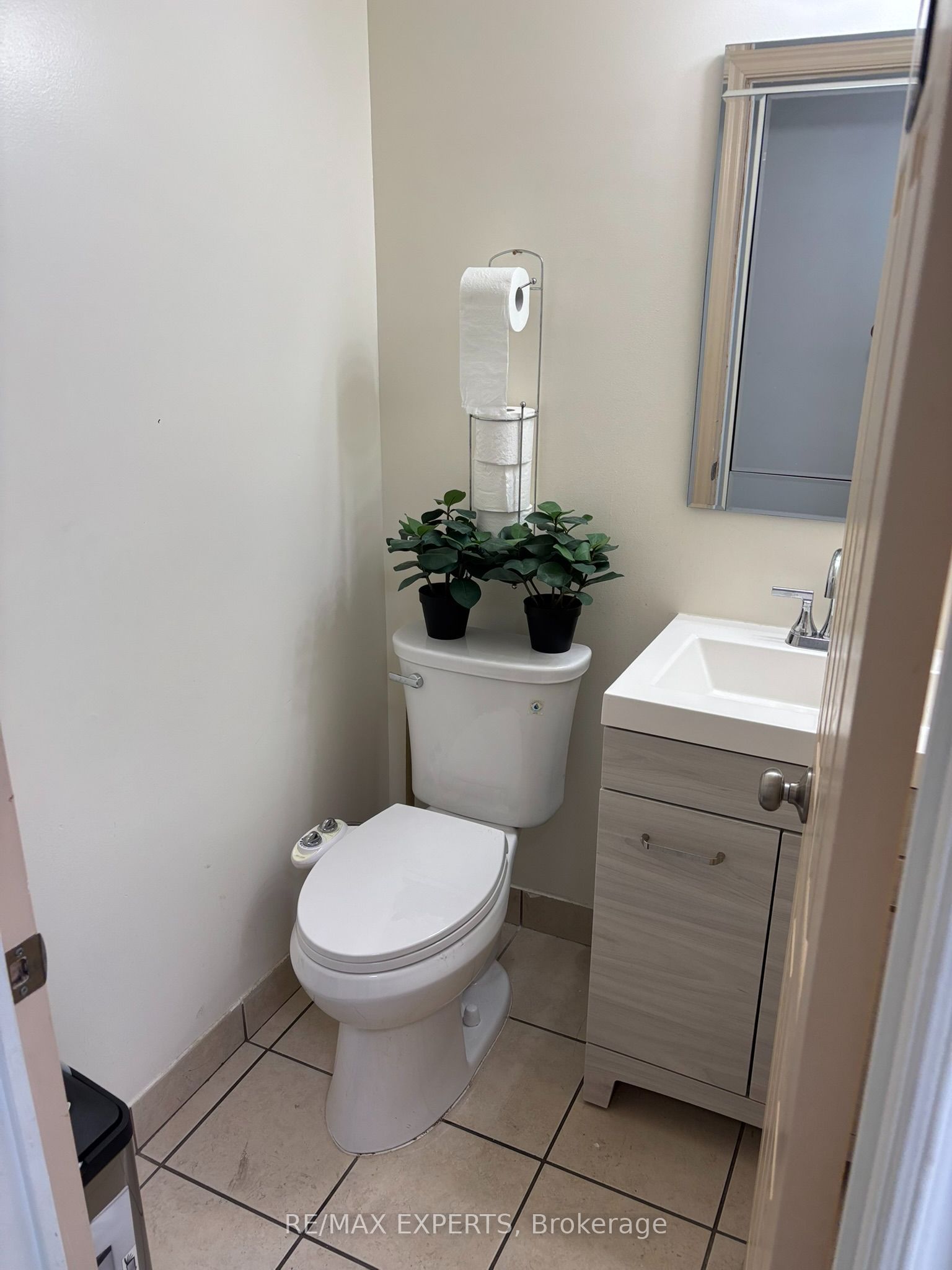 1270 Finch Avenue W Suite 205 Property Photo 10