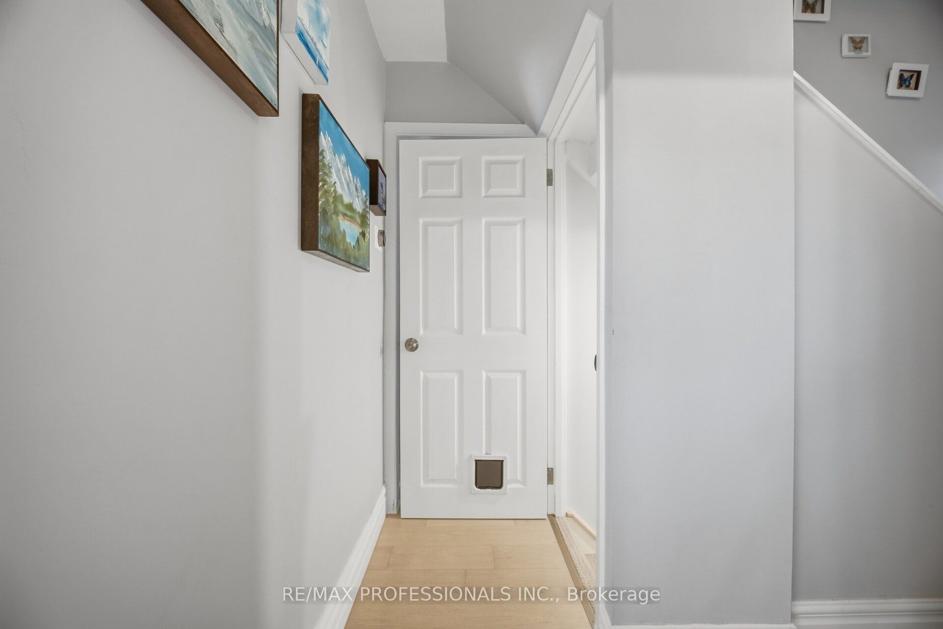 8 Smith Crescent Property Photo 24