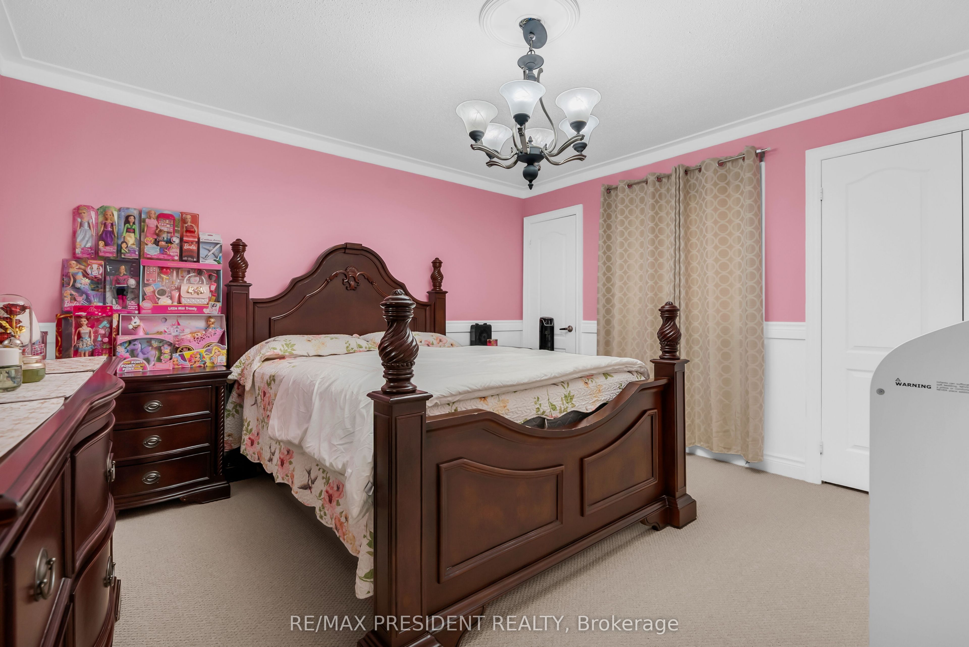 16 Canary Close Property Photo 31
