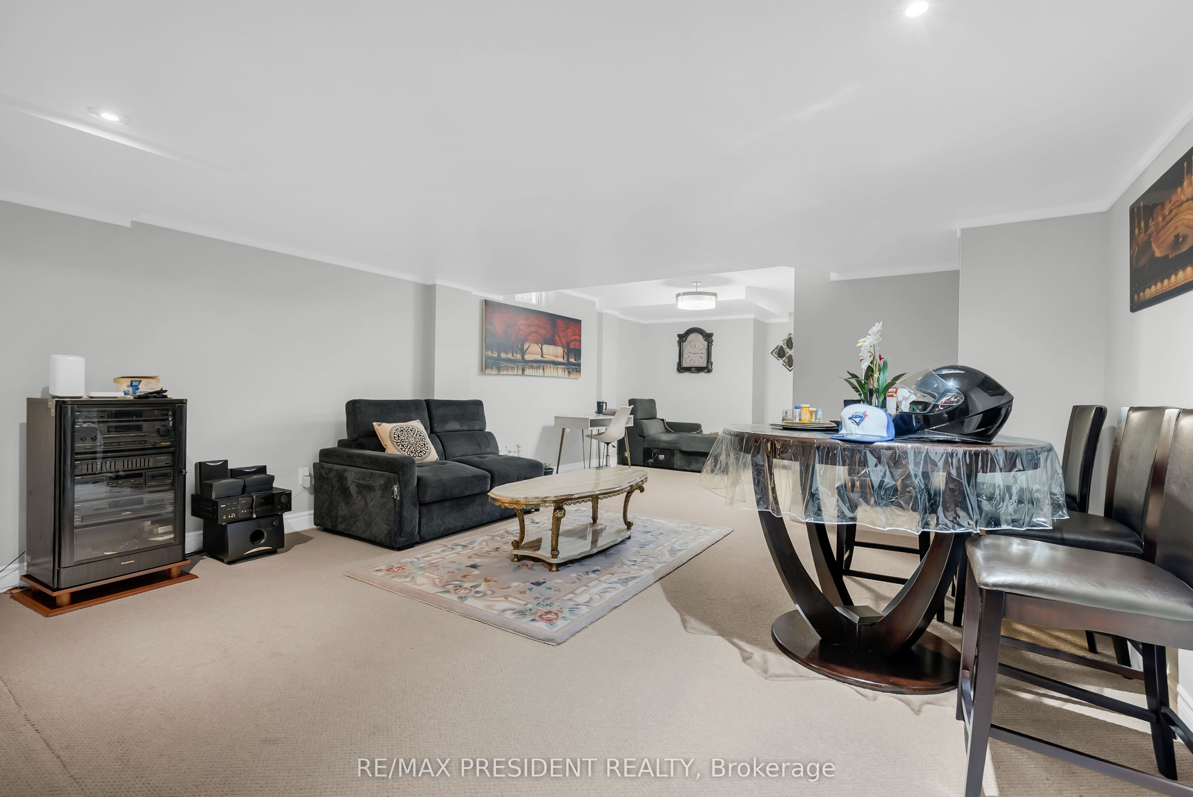 16 Canary Close Property Photo 37