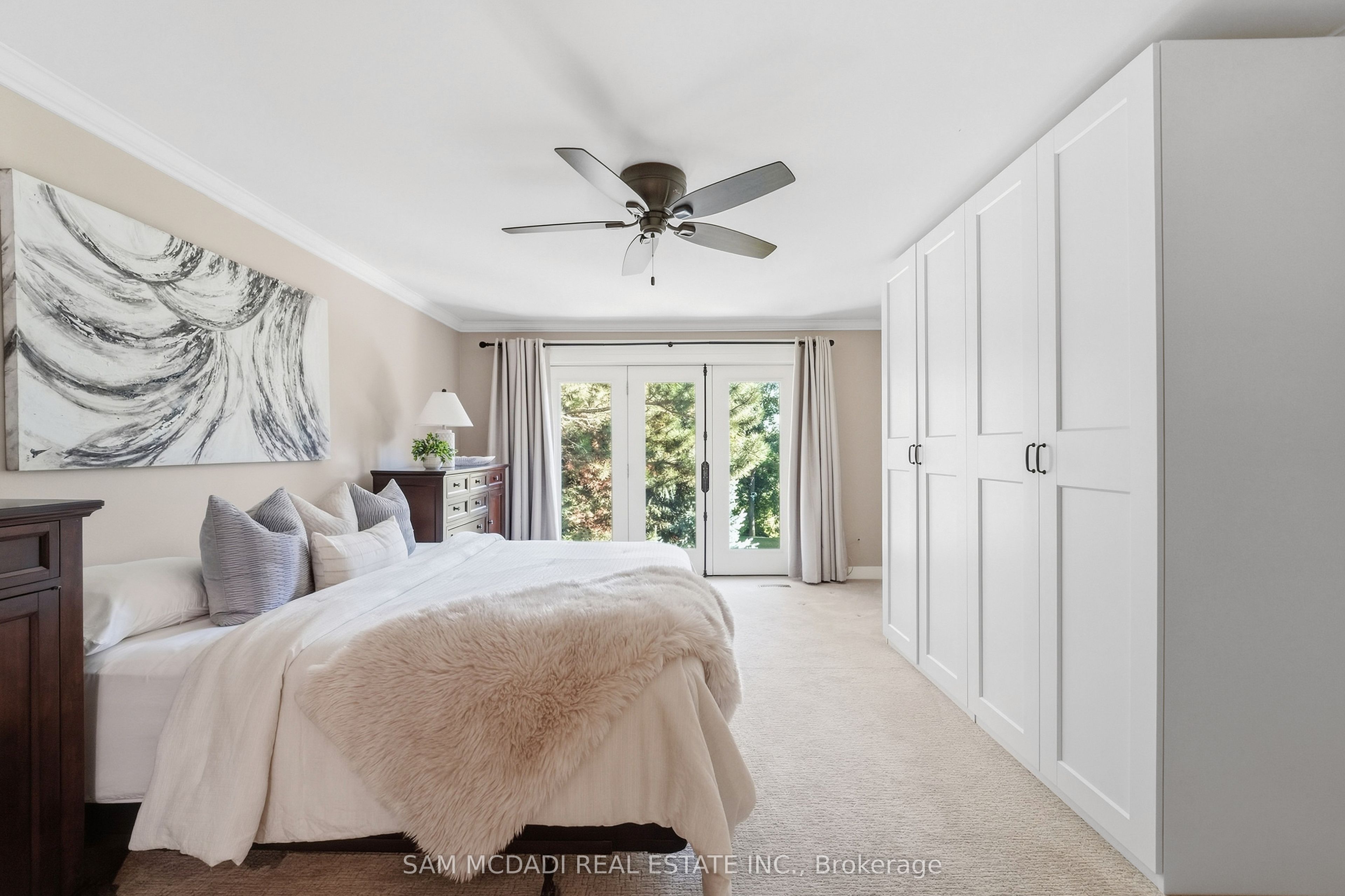 21 Kenninghall Boulevard Property Photo 33