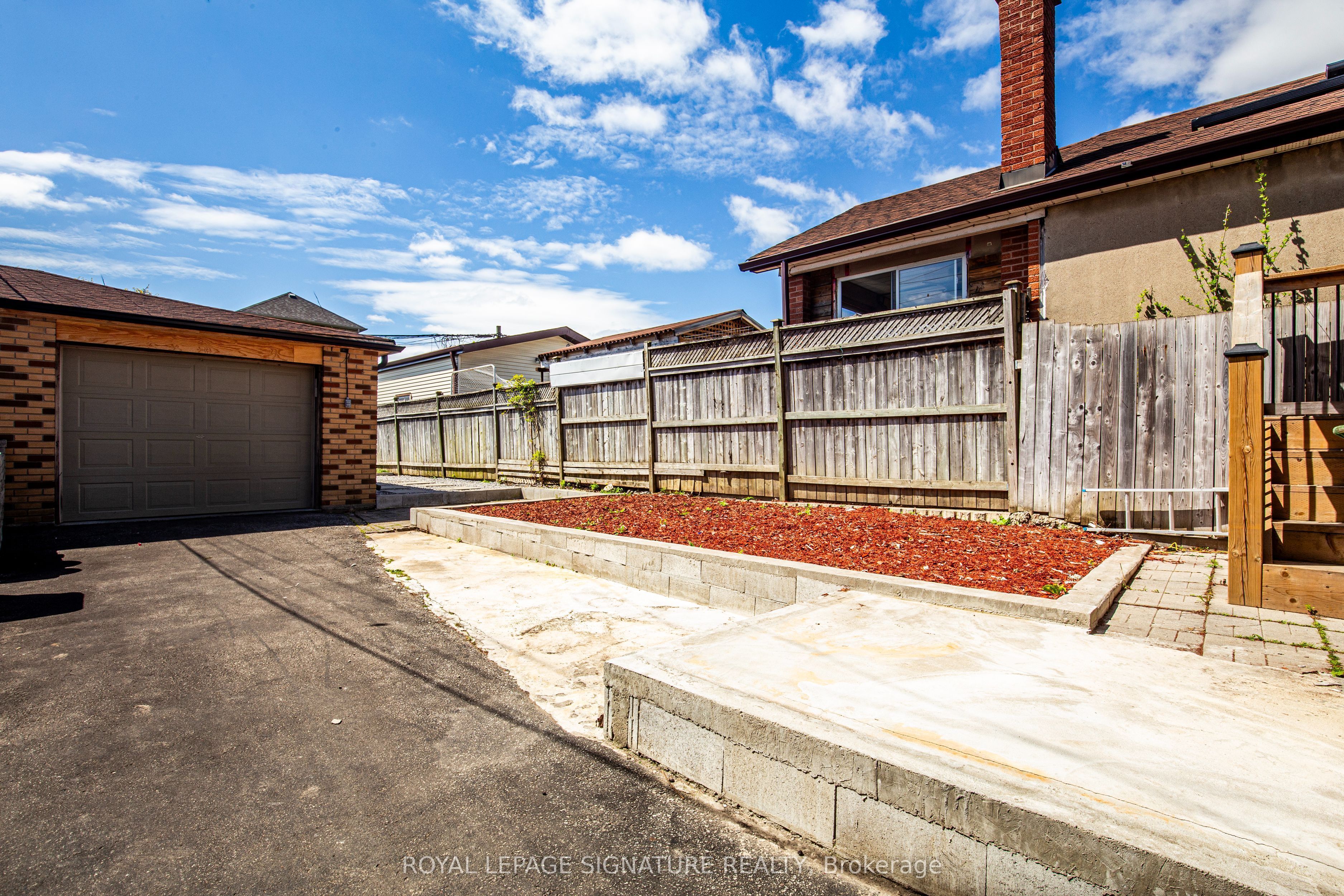 19 Schell Avenue Property Photo 34