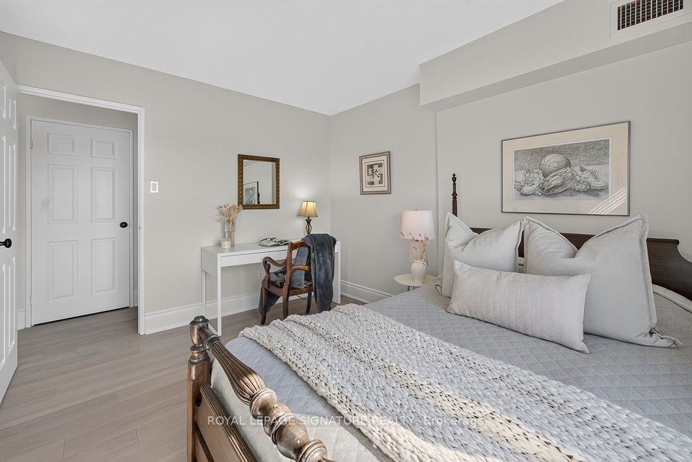 1515 Lakeshore Road 1708 Property Photo 16