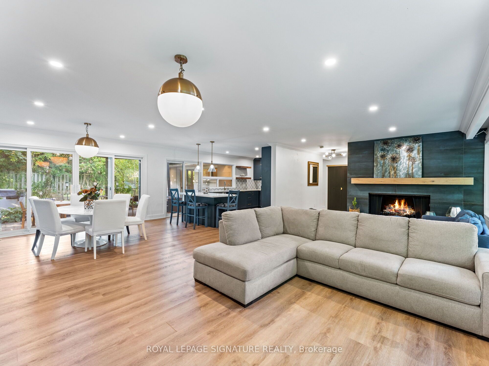 1620 Islington Avenue Property Photo 3