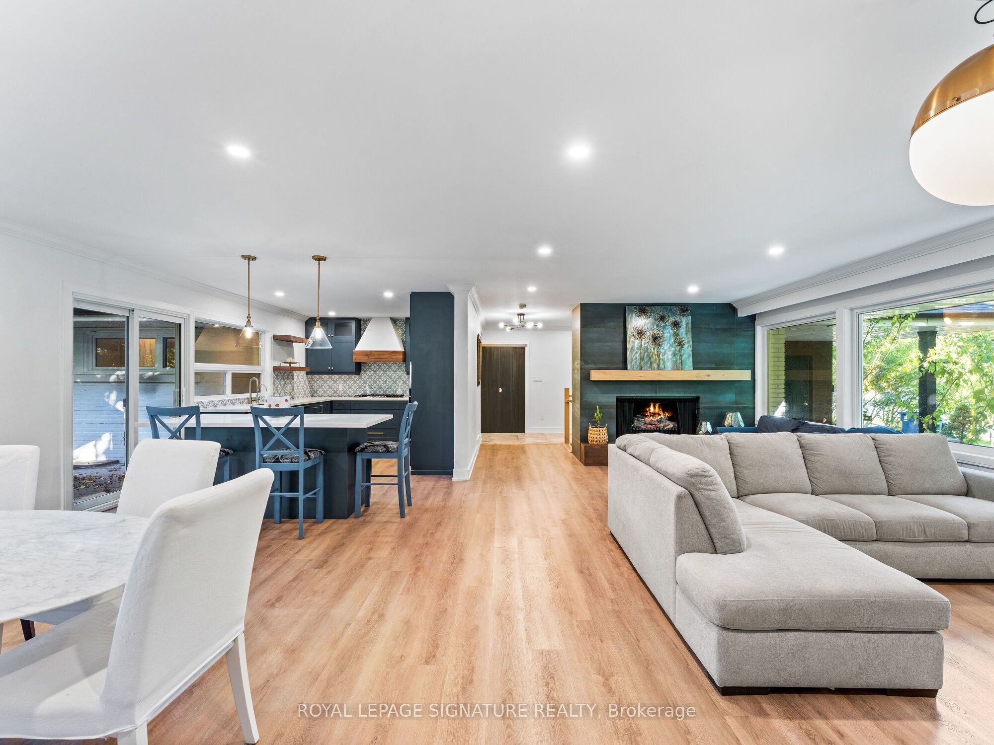 1620 Islington Avenue Property Photo 4