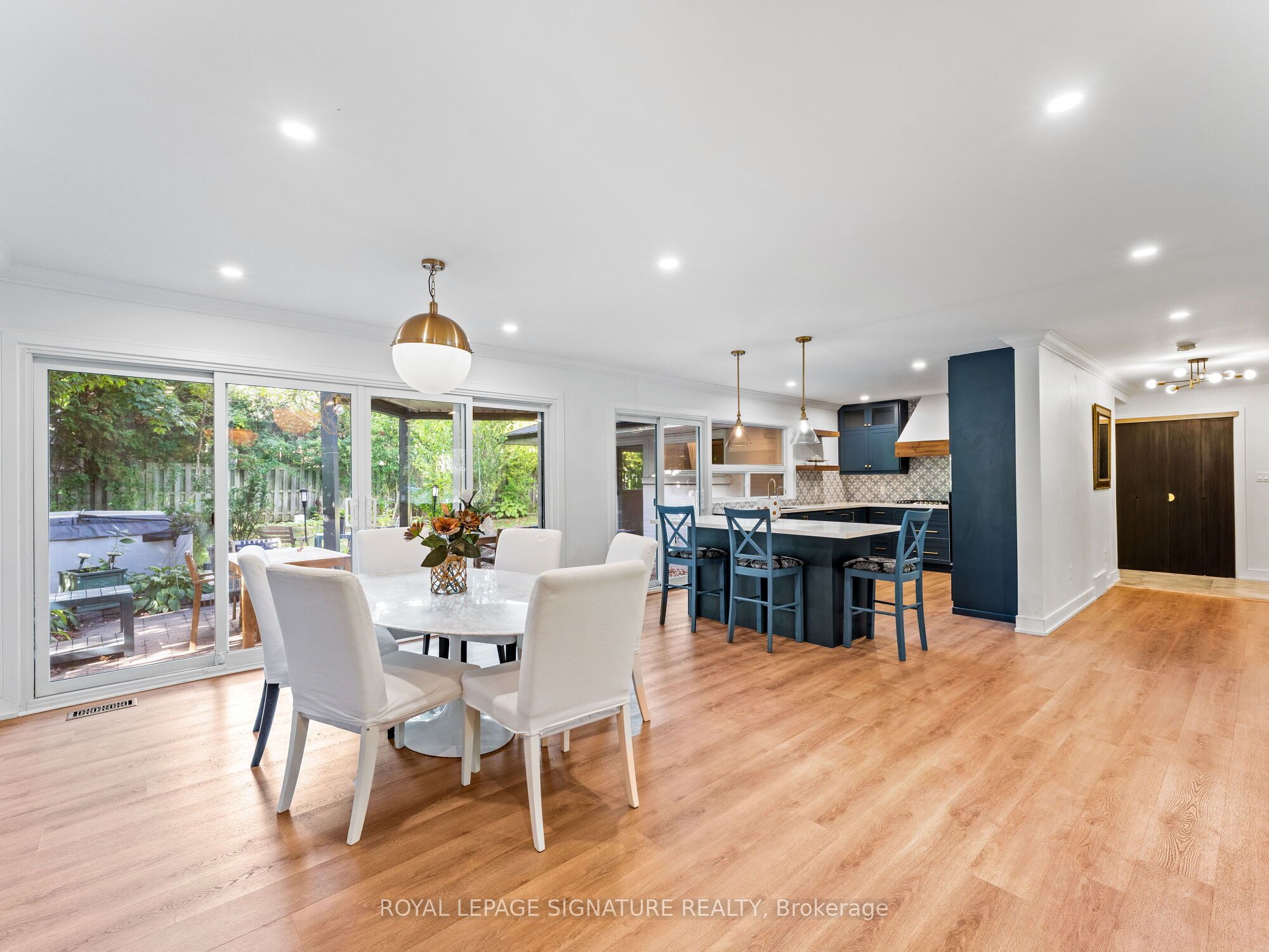 1620 Islington Avenue Property Photo 7