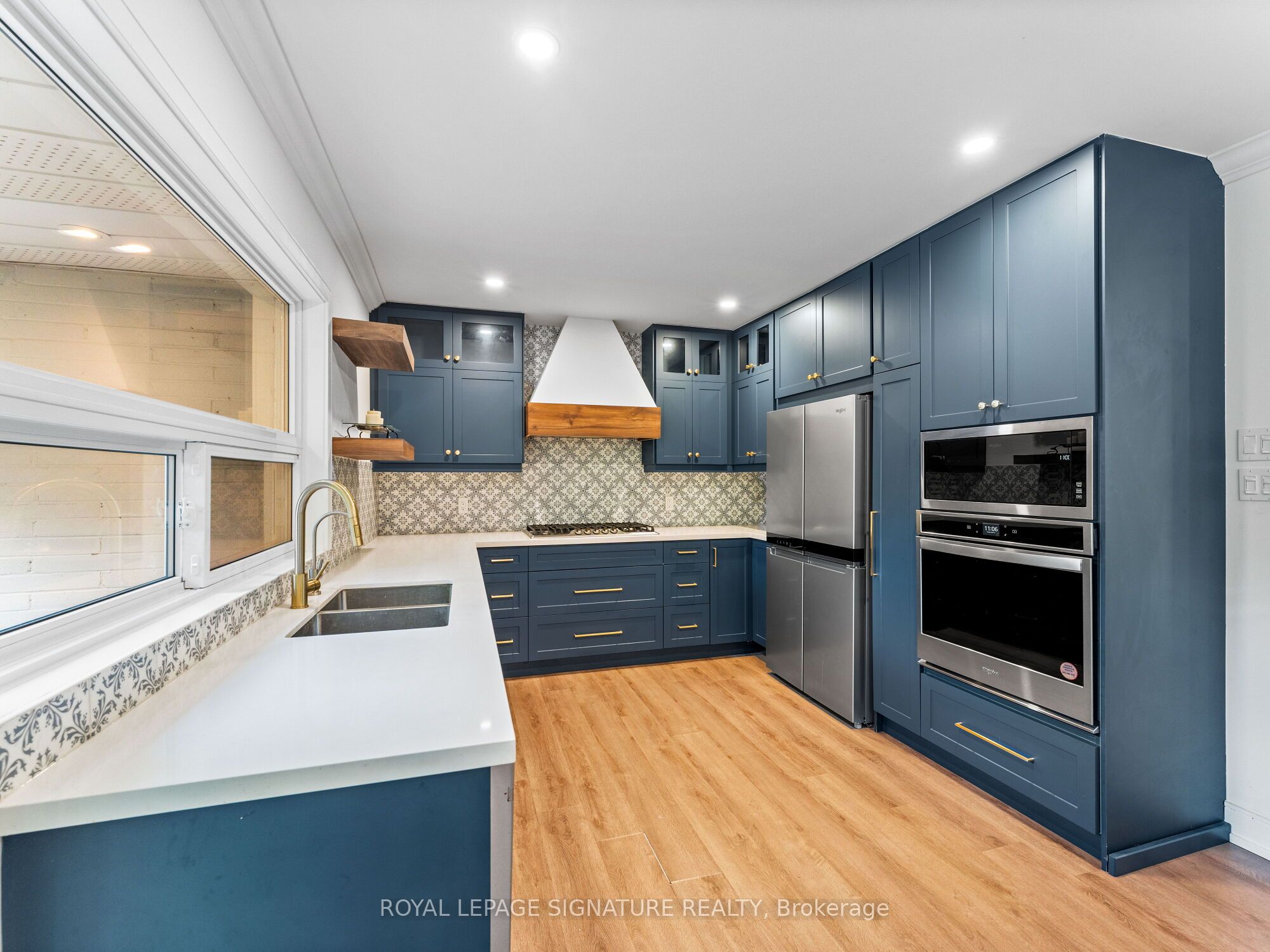 1620 Islington Avenue Property Photo 13