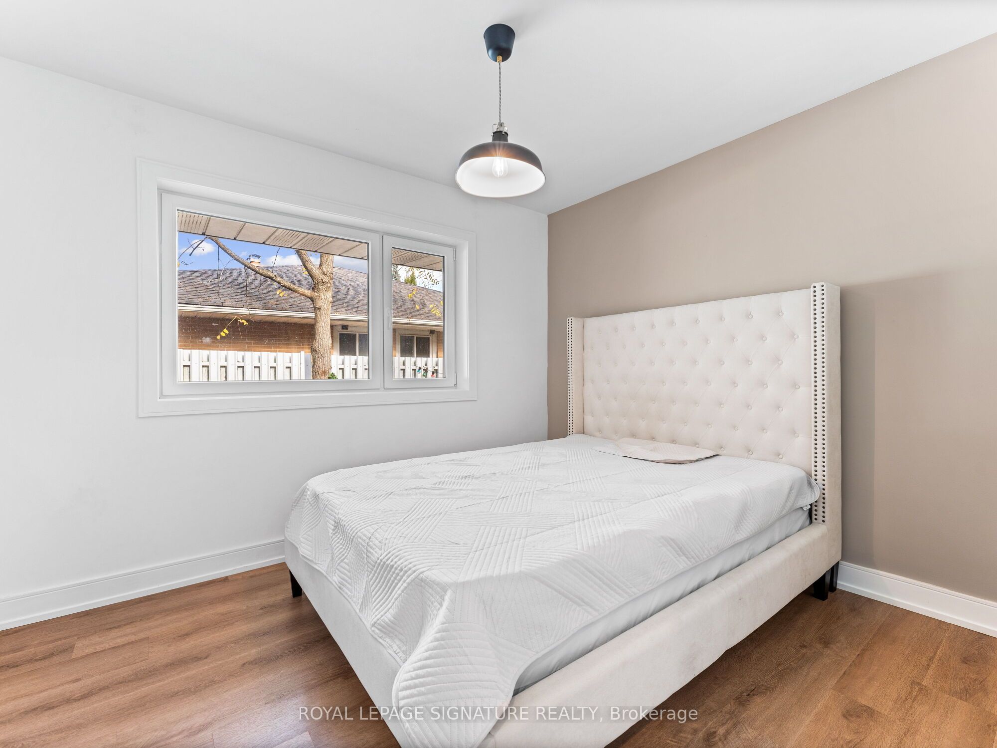 1620 Islington Avenue Property Photo 15