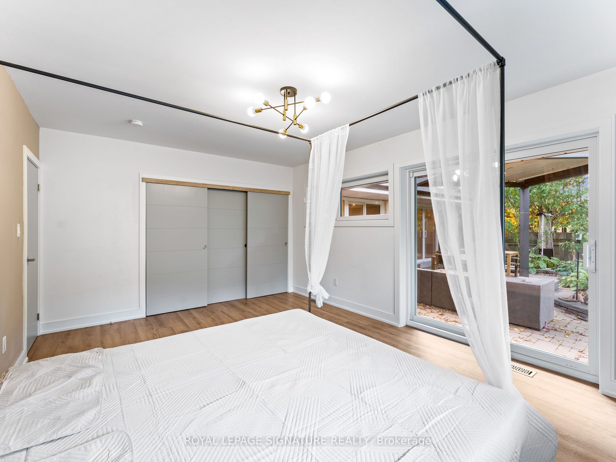 1620 Islington Avenue Property Photo 20