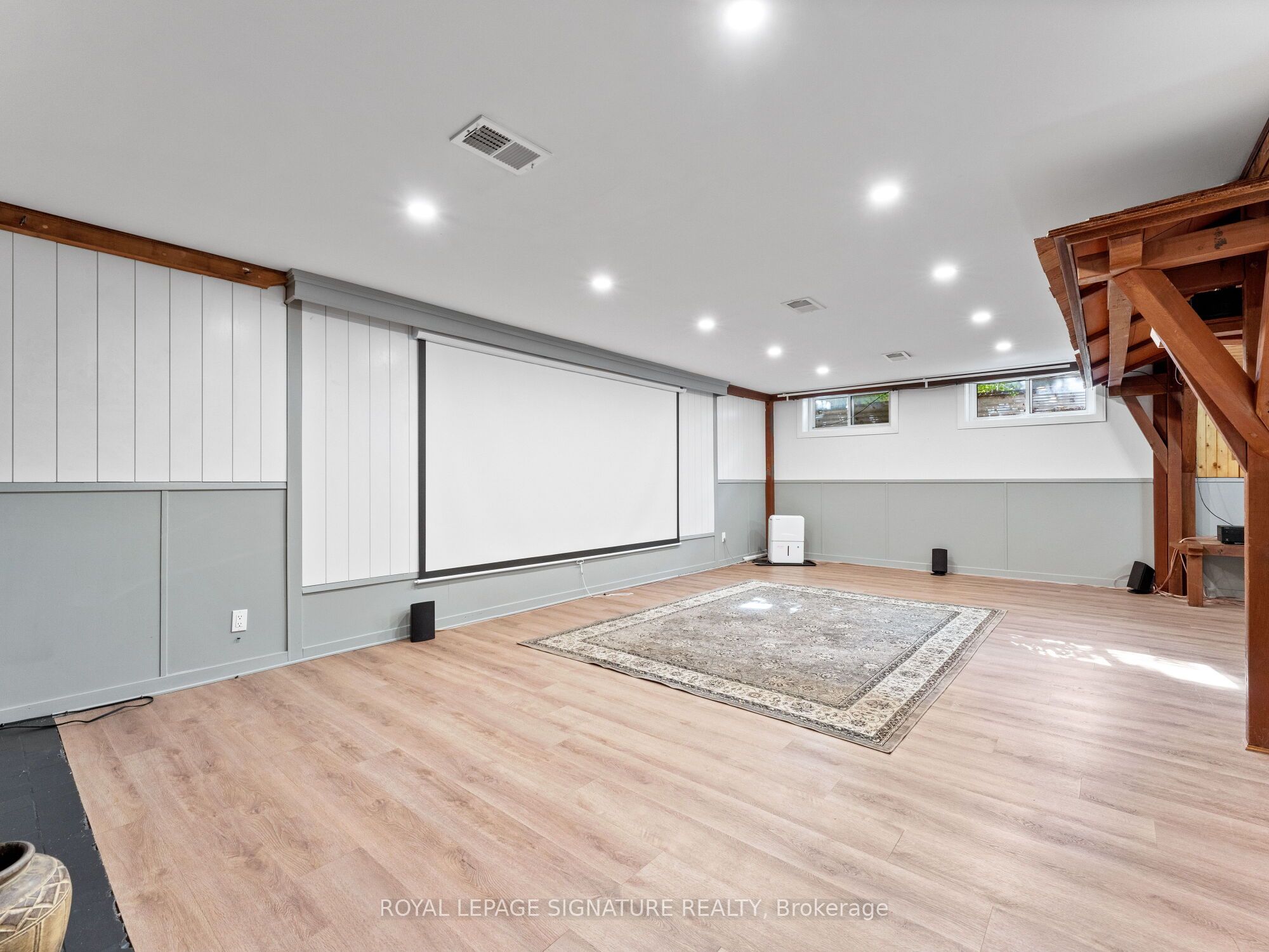 1620 Islington Avenue Property Photo 26