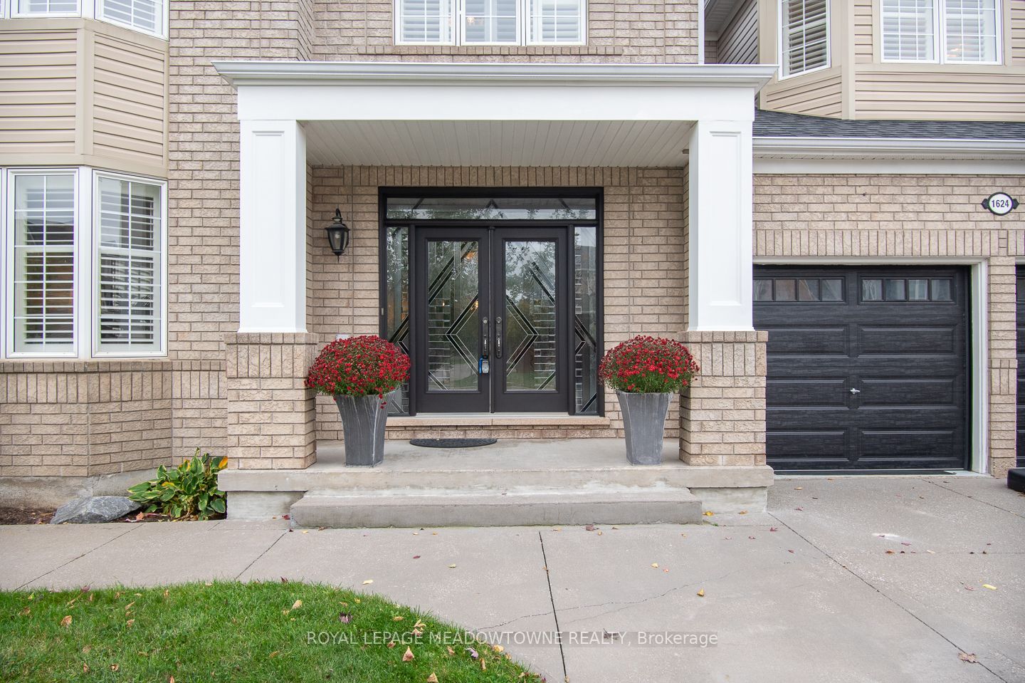 1624 Arthurs Way Property Photo 3