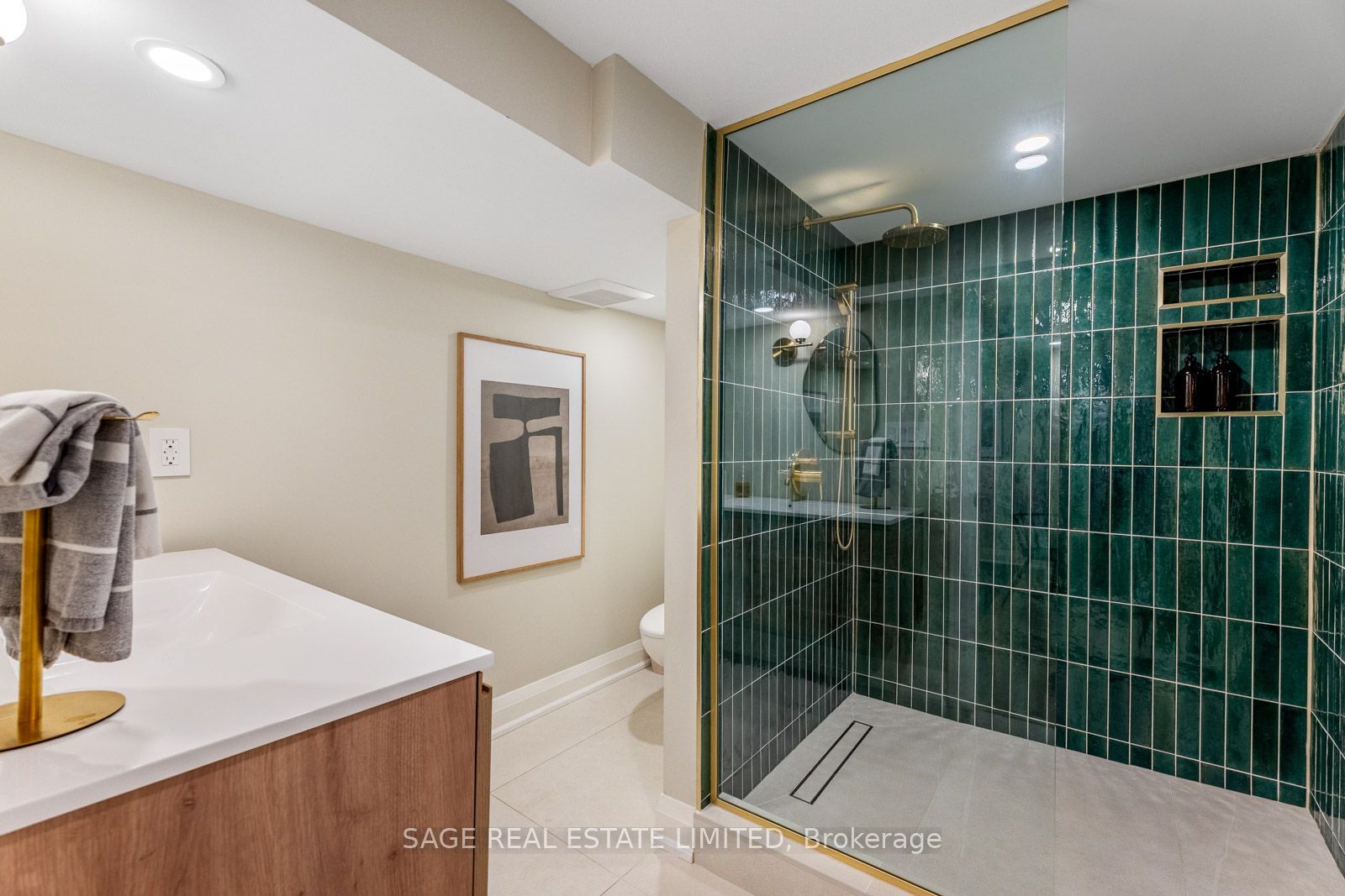 6 Westrose Avenue Property Photo 42