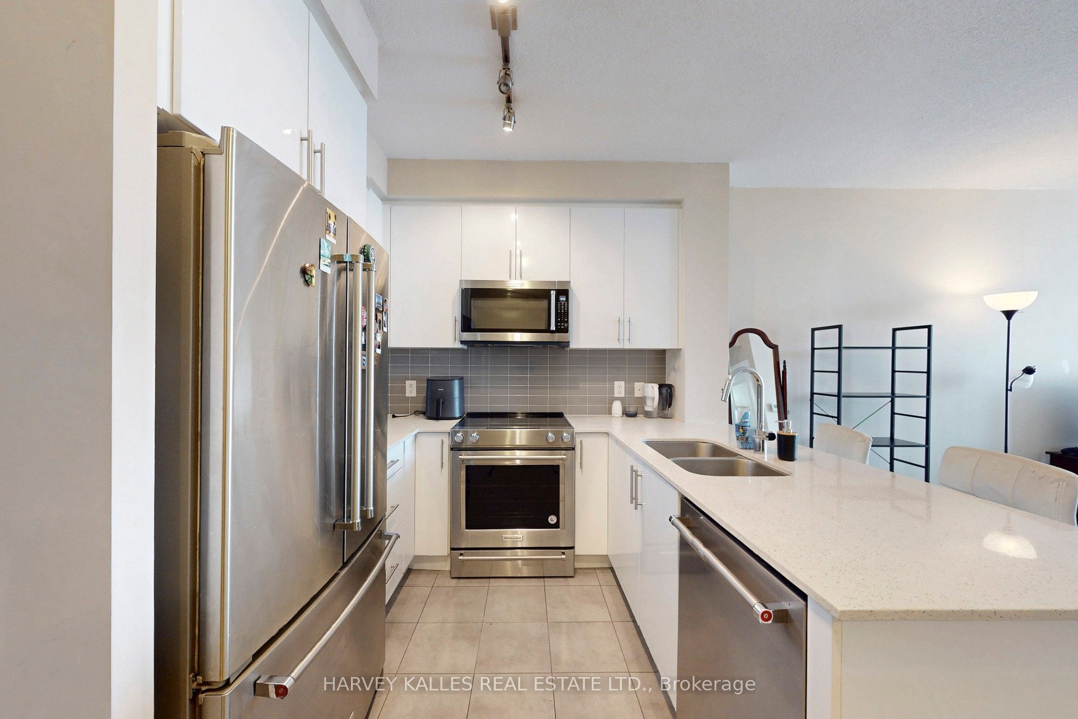 5033 Four Springs Avenue 2115 Property Photo 20