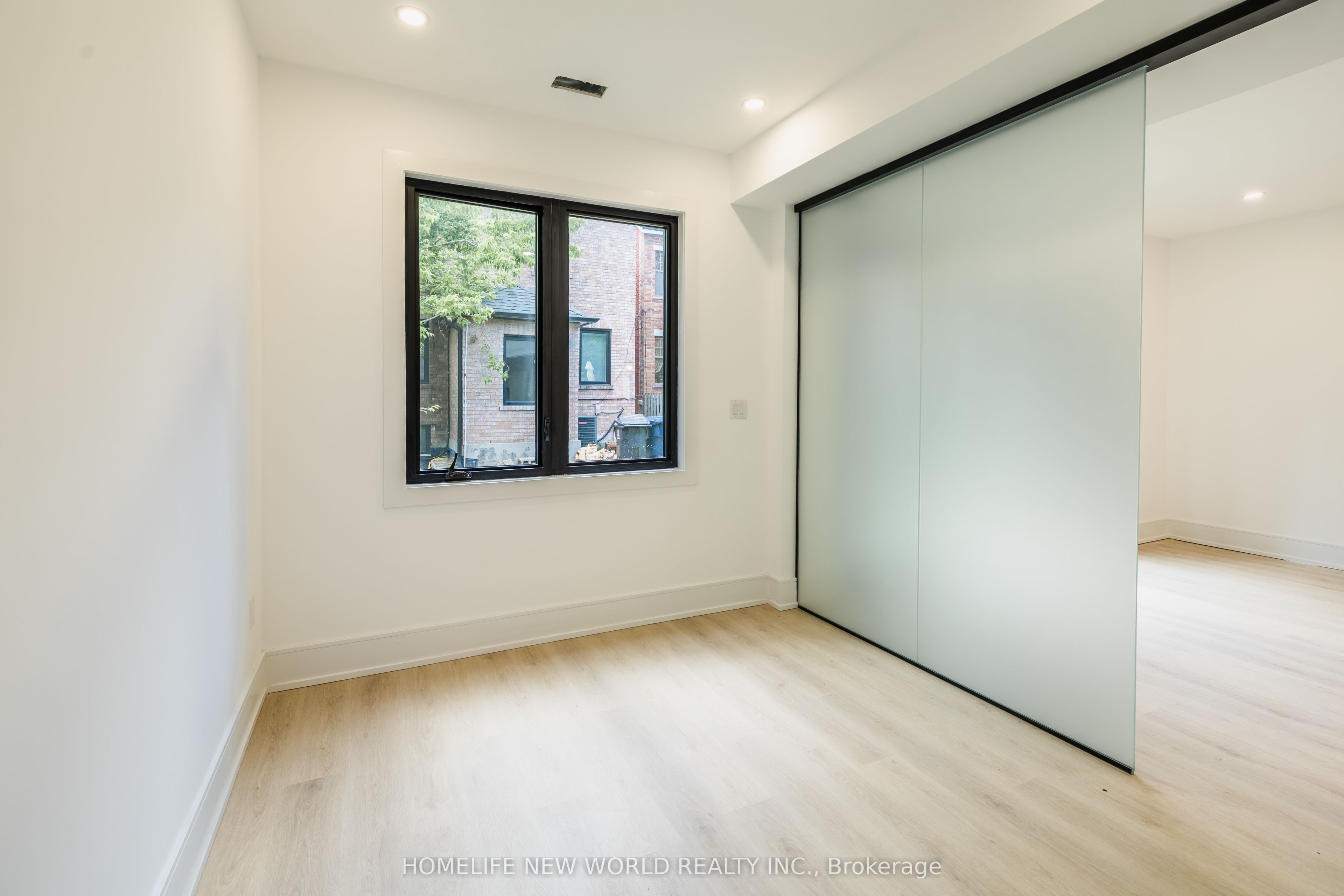 679 Gladstone Avenue Laneway Property Photo 3
