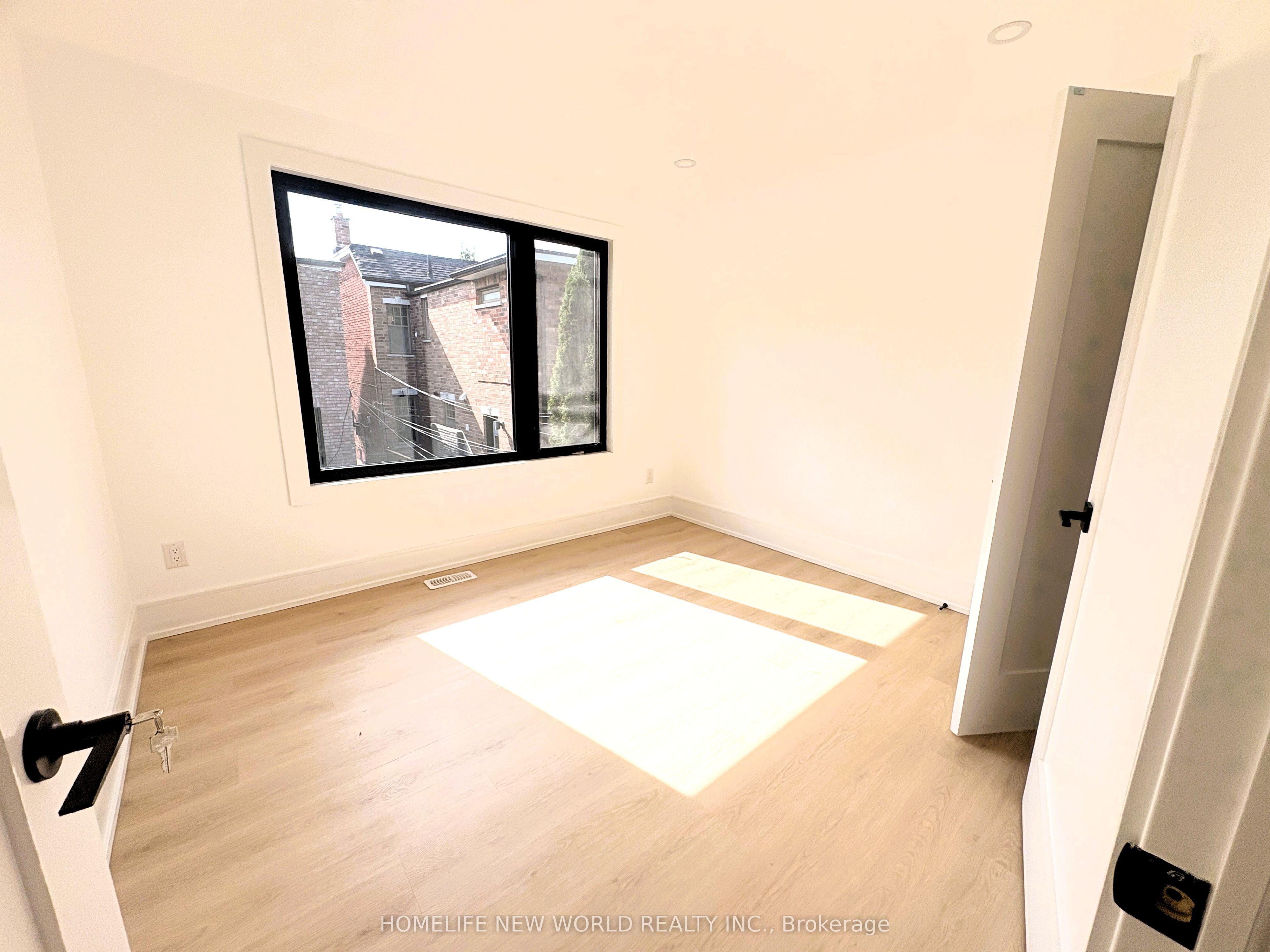 679 Gladstone Avenue Laneway Property Photo 17