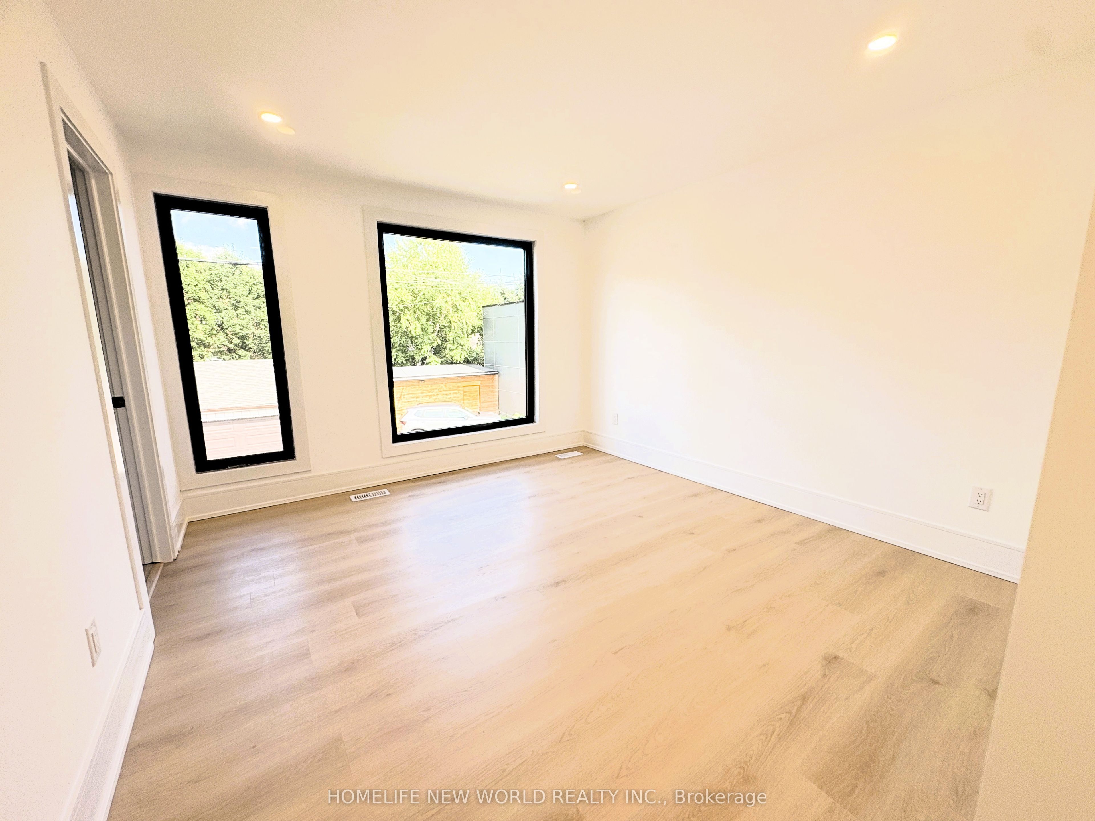 679 Gladstone Avenue Laneway Property Photo 19
