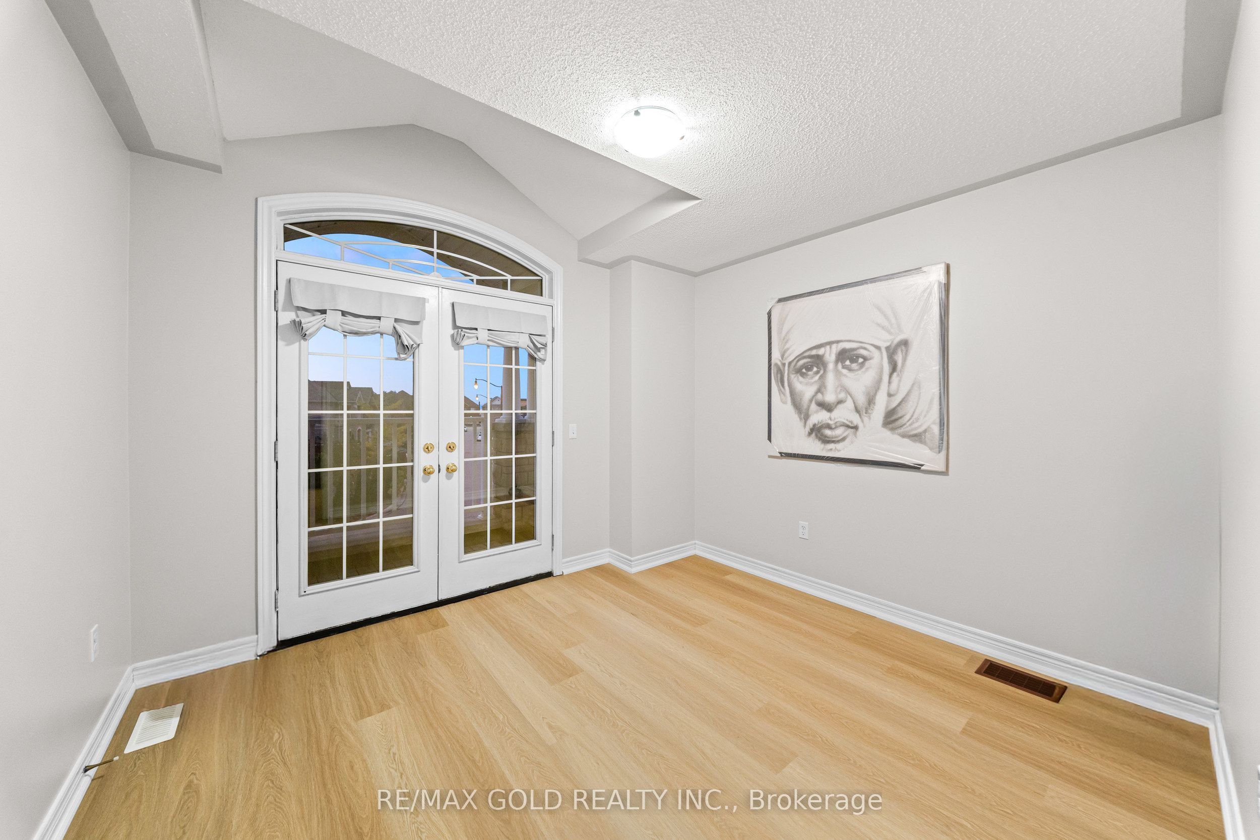 23 Wellpark Way Property Photo 14