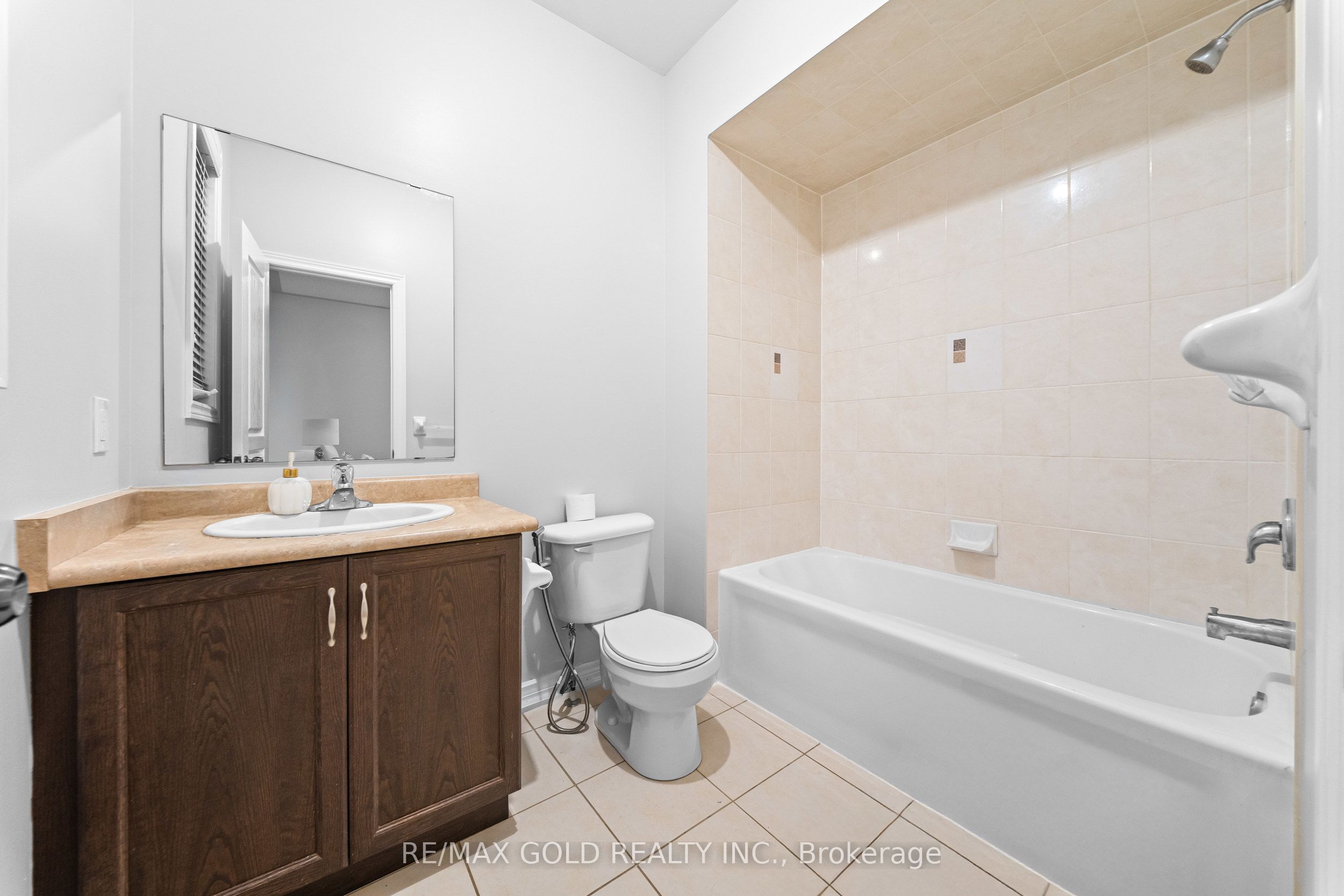 23 Wellpark Way Property Photo 19