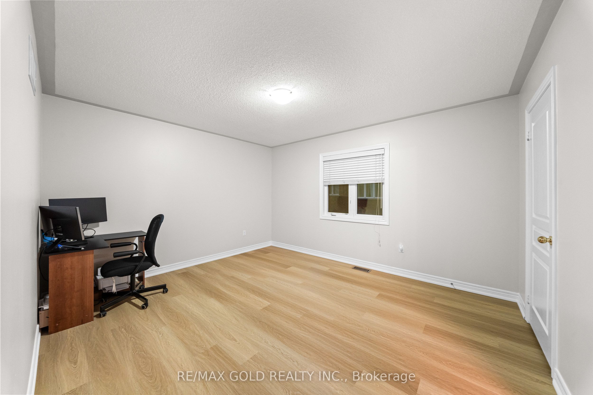 23 Wellpark Way Property Photo 24