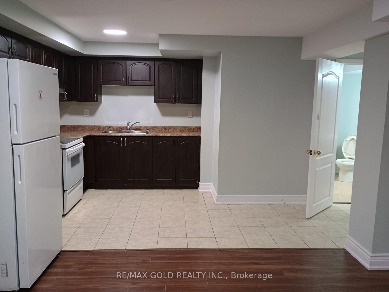 23 Wellpark Way Property Photo 37
