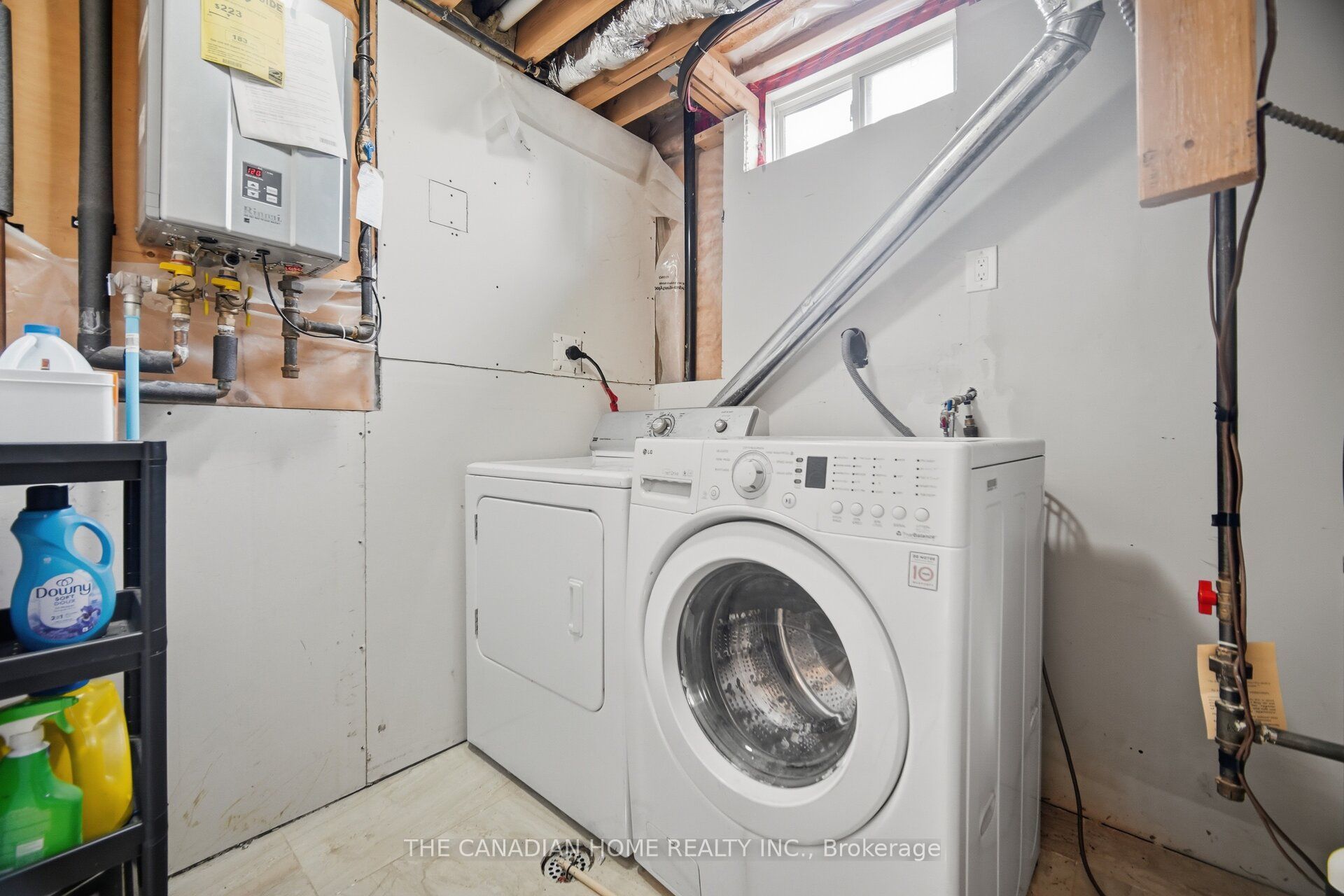 8 Vauxhall Crescent Property Photo 42