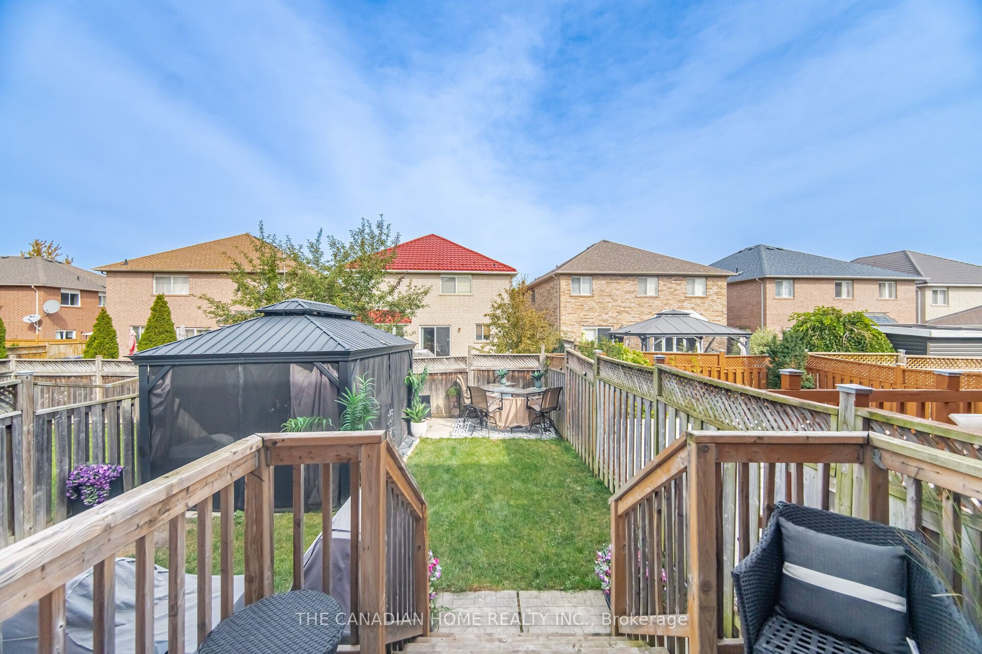 8 Vauxhall Crescent Property Photo 44