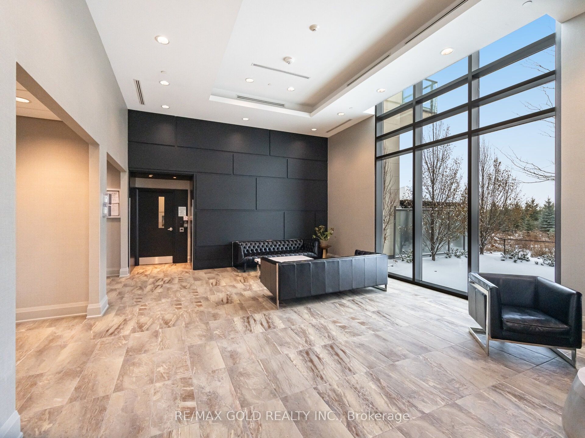 65 Yorkland Boulevard 111 Property Photo 4
