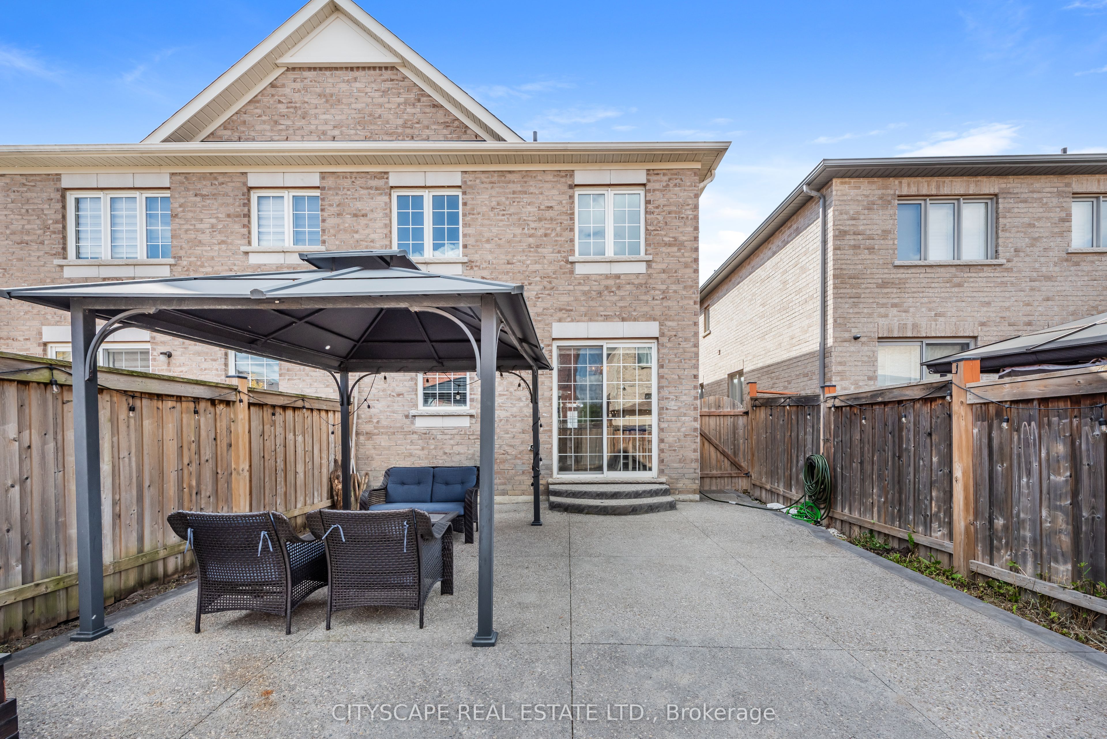 37 Aspermont Crescent Property Photo 23
