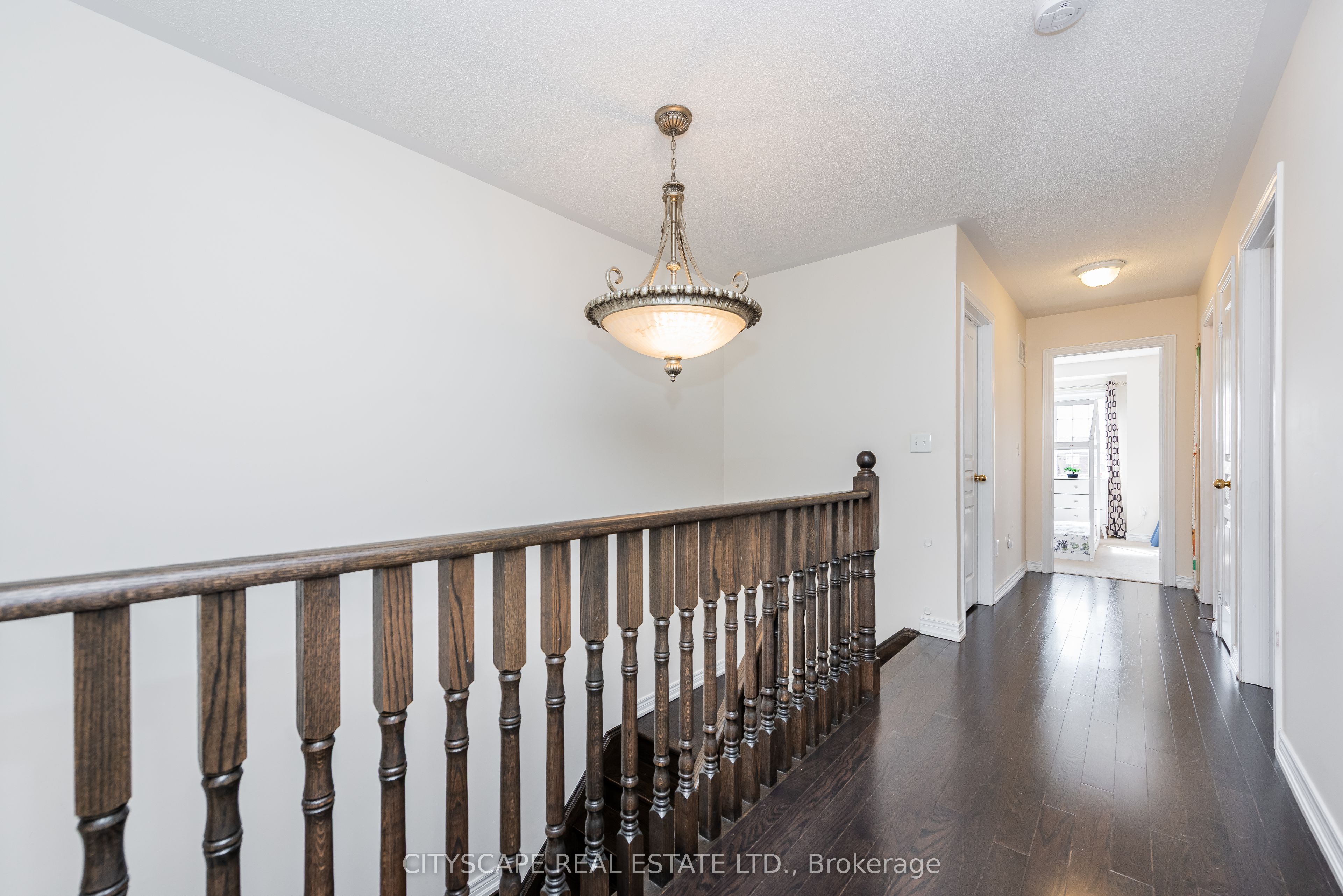37 Aspermont Crescent Property Photo 25