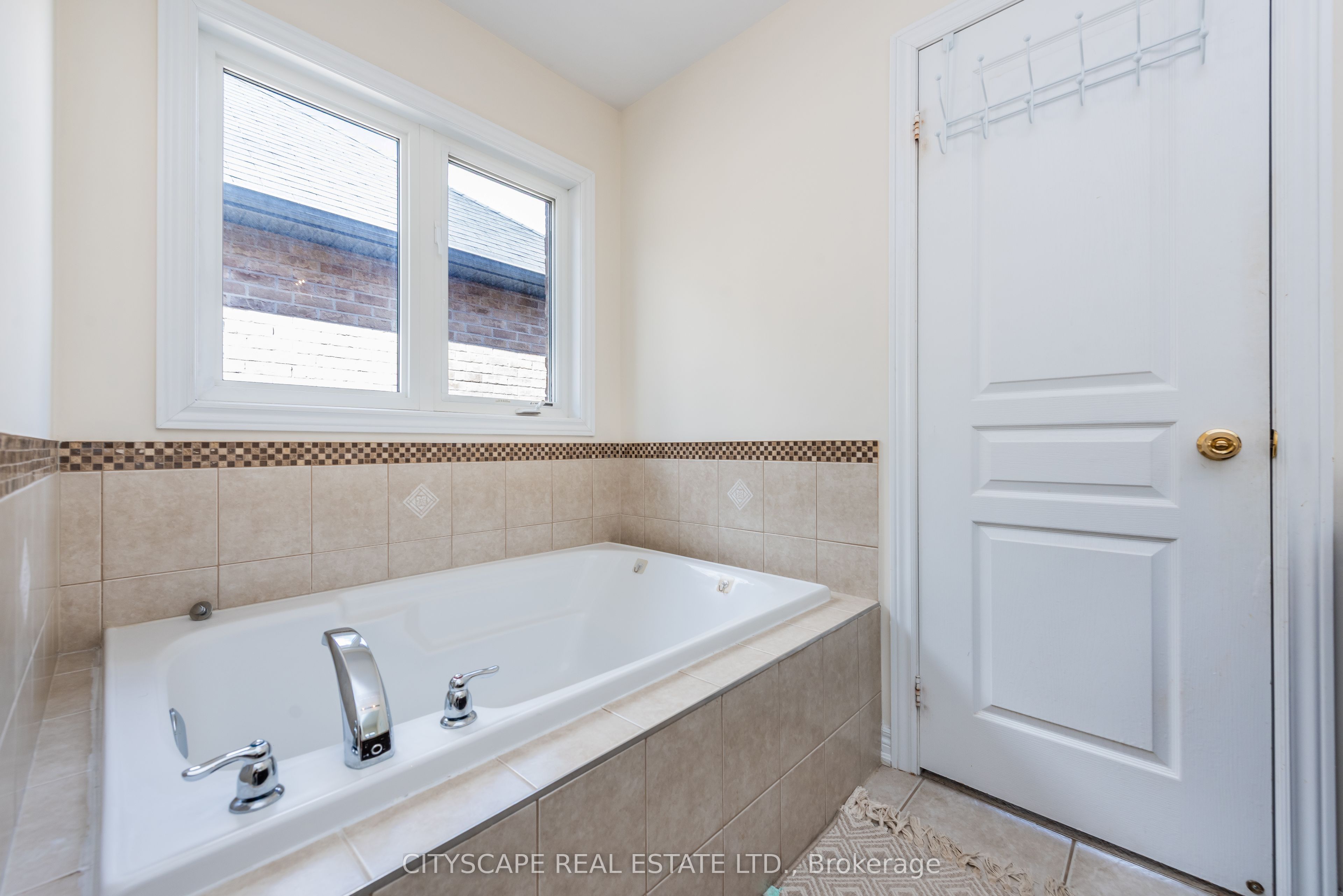 37 Aspermont Crescent Property Photo 42