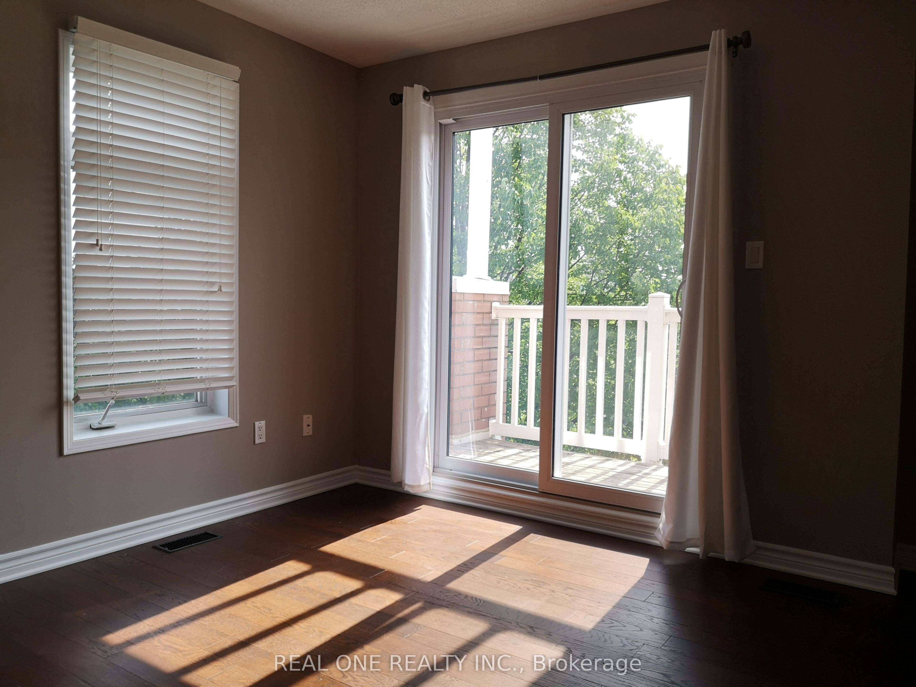 2400 Munn's Avenue D Property Photo 12