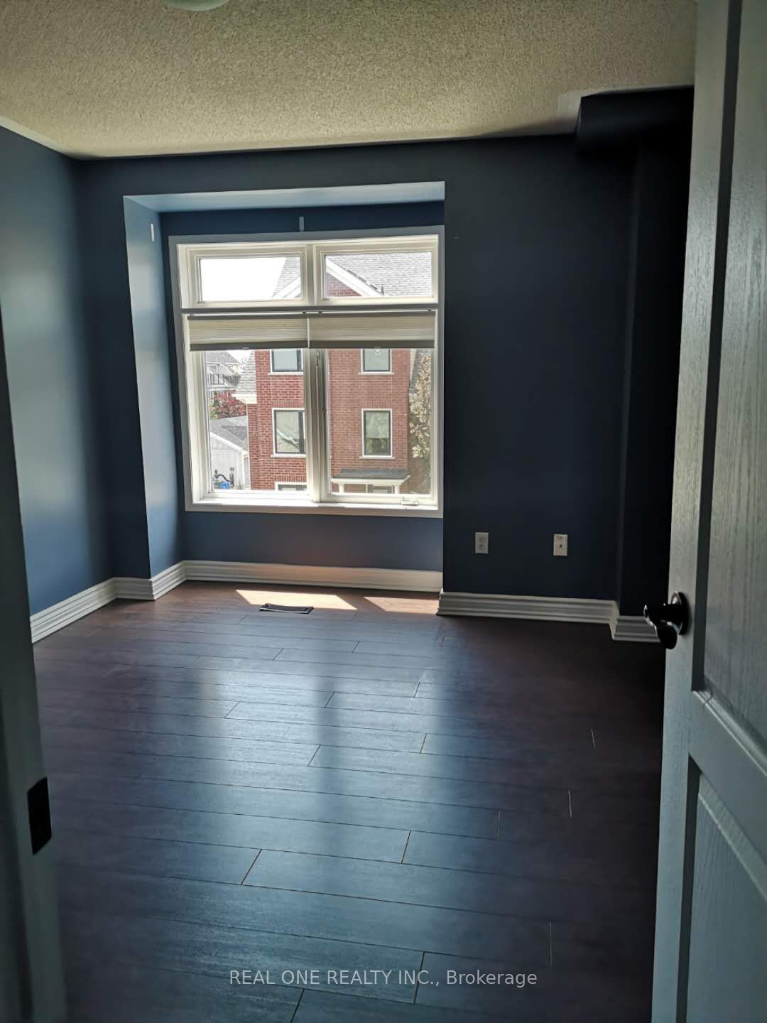 2400 Munn's Avenue D Property Photo 16