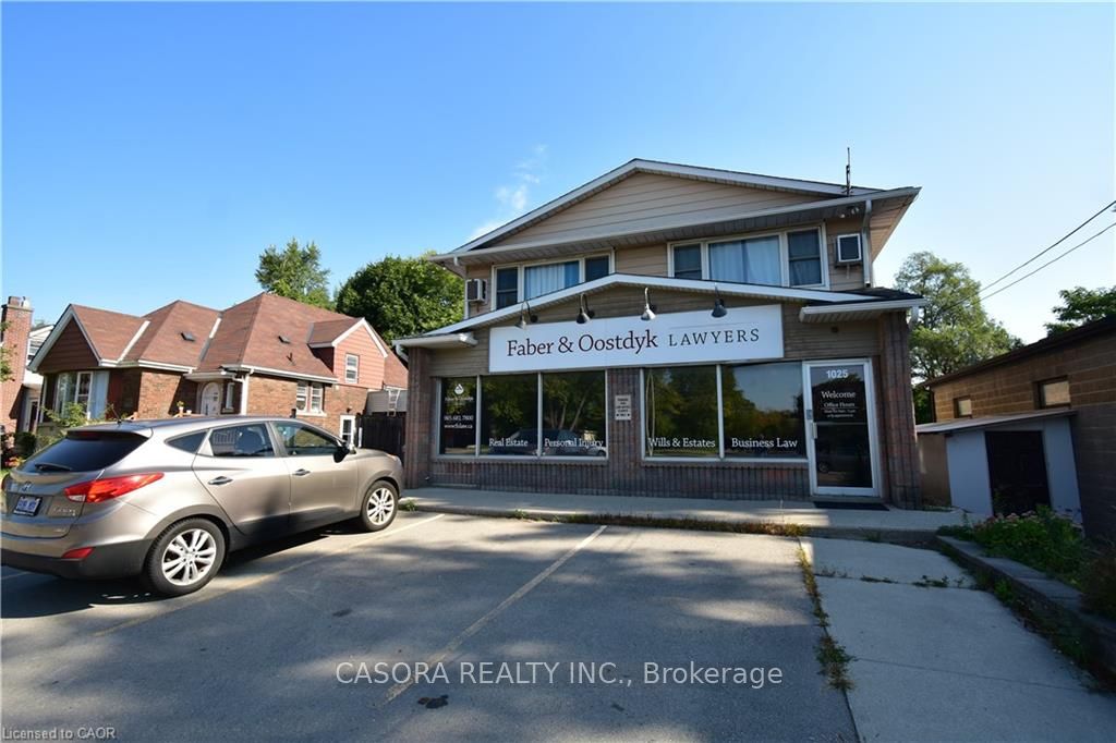 1025 Waterdown Road Property Photo 12
