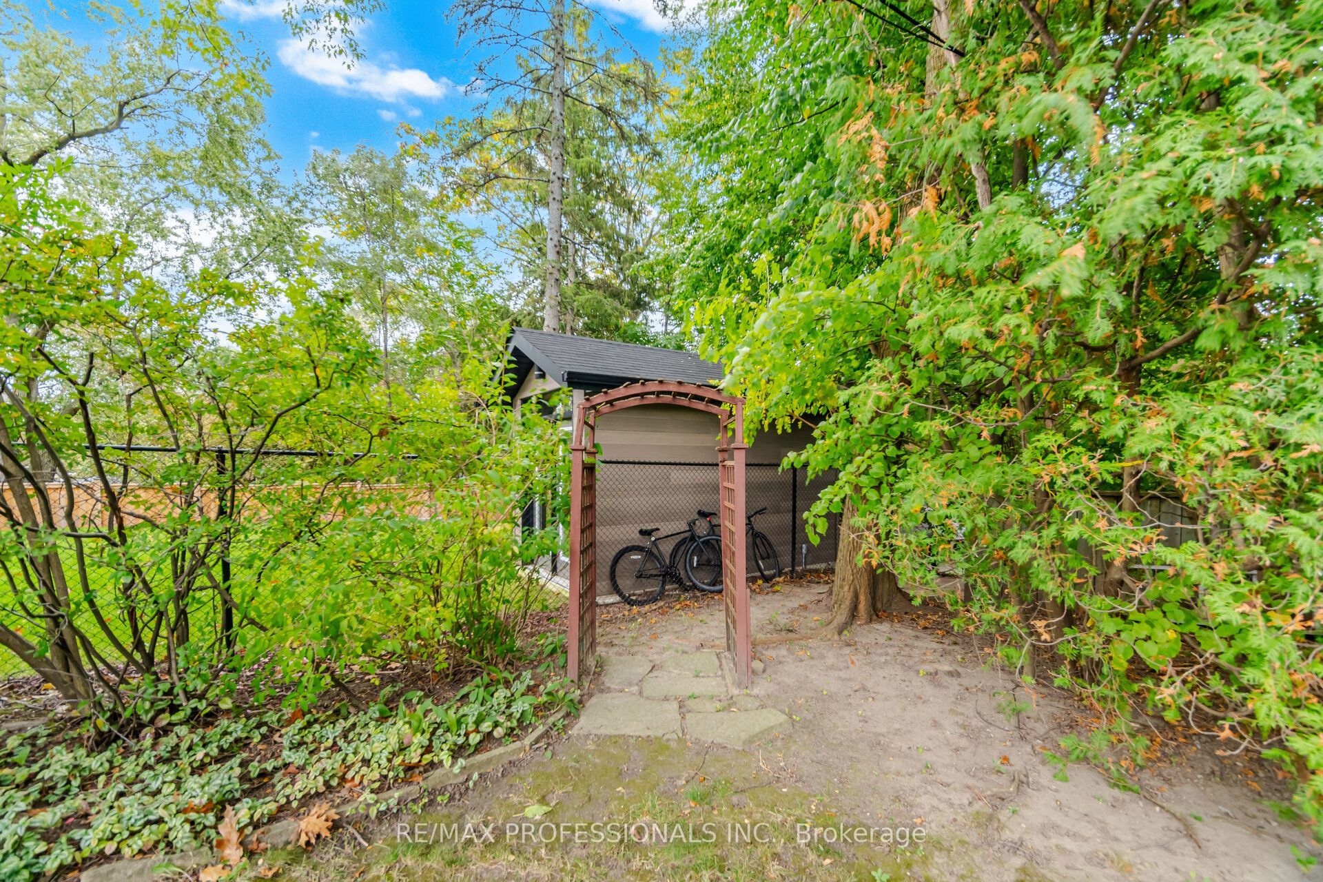 9 Humber Ridge Drive Property Photo 46