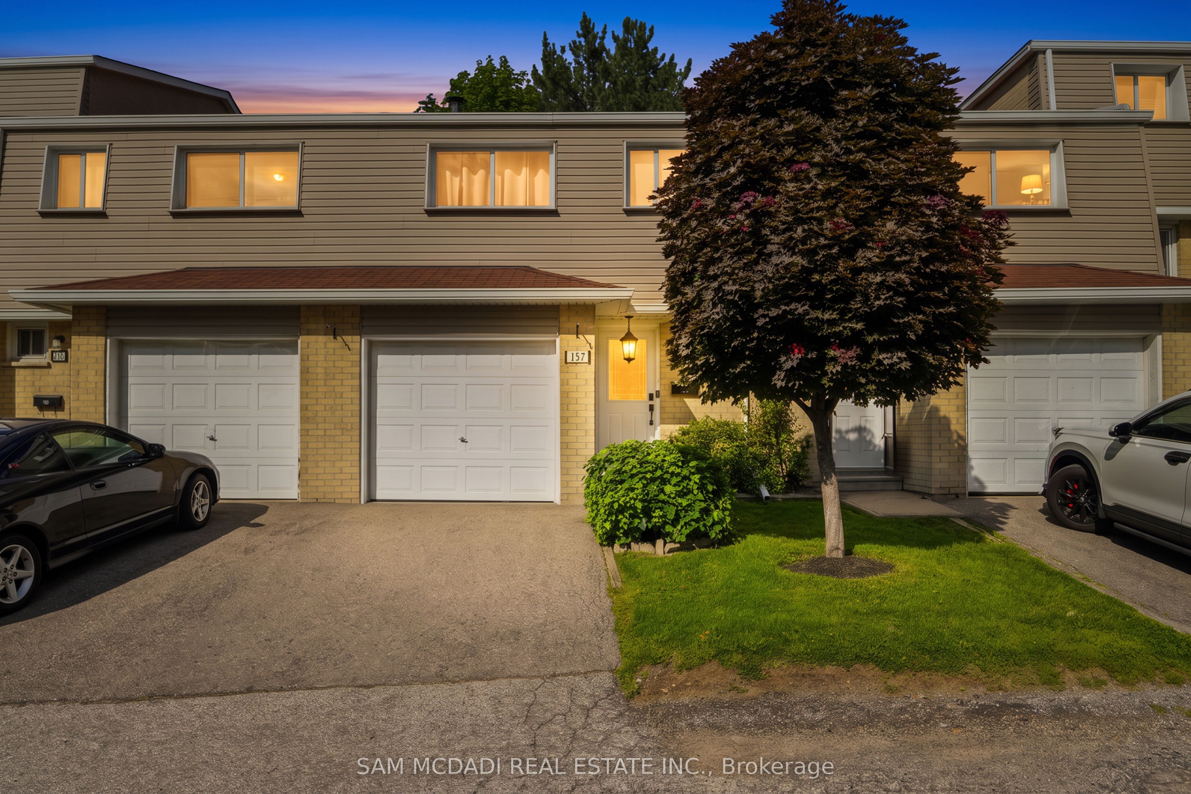 400 Mississauga Valley Boulevard 157 Property Photo 1