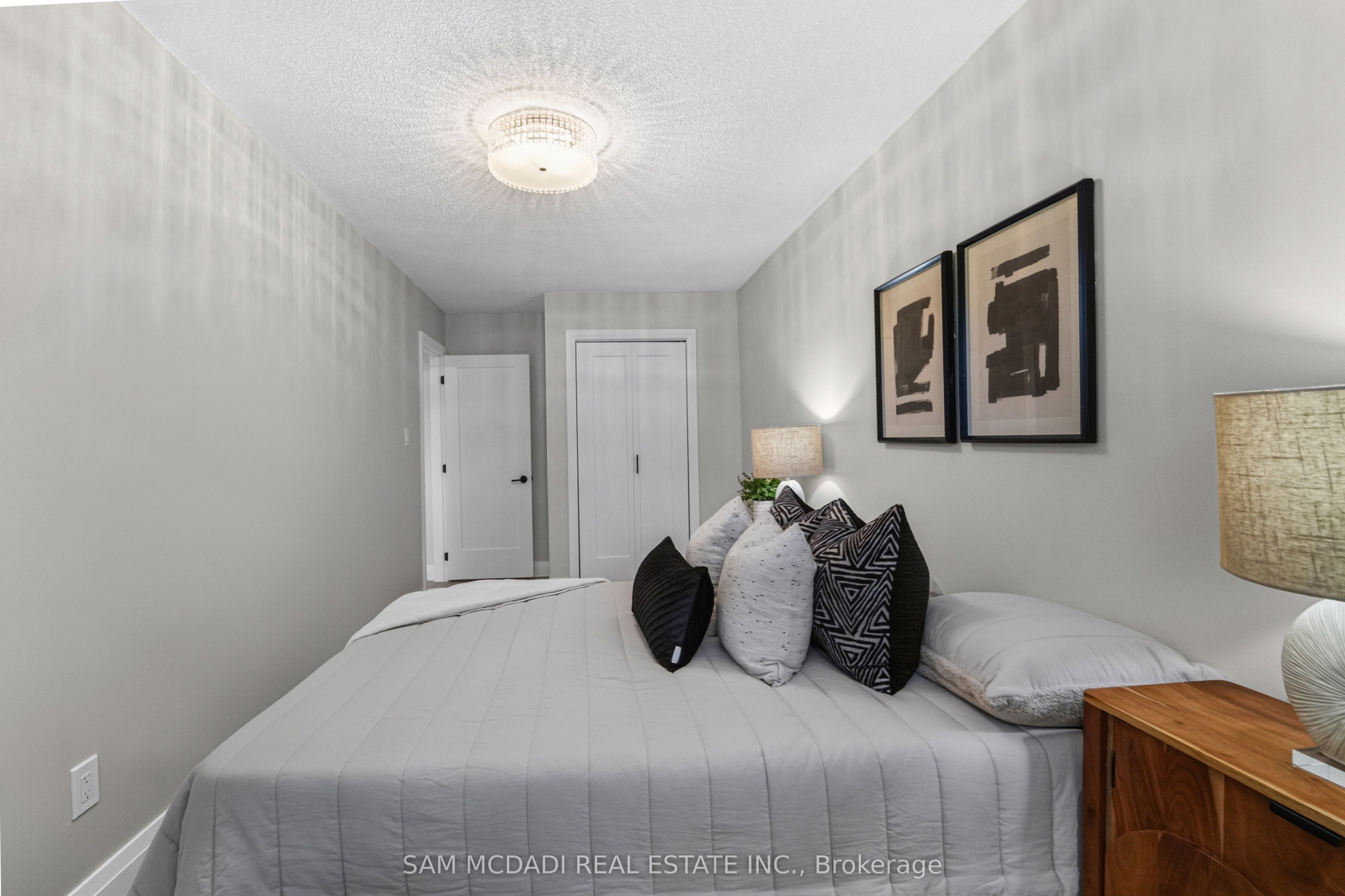 400 Mississauga Valley Boulevard 157 Property Photo 21