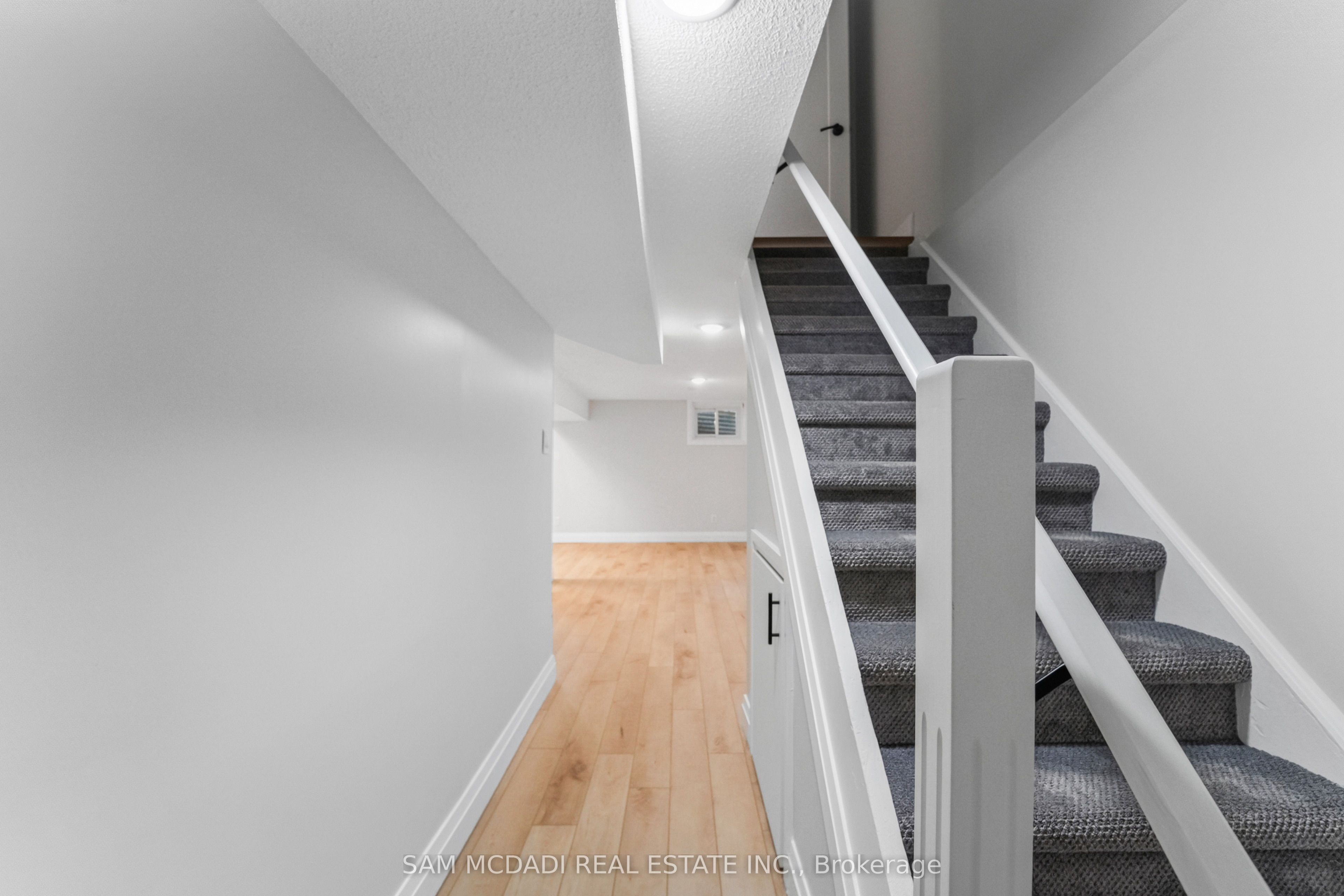 400 Mississauga Valley Boulevard 157 Property Photo 26