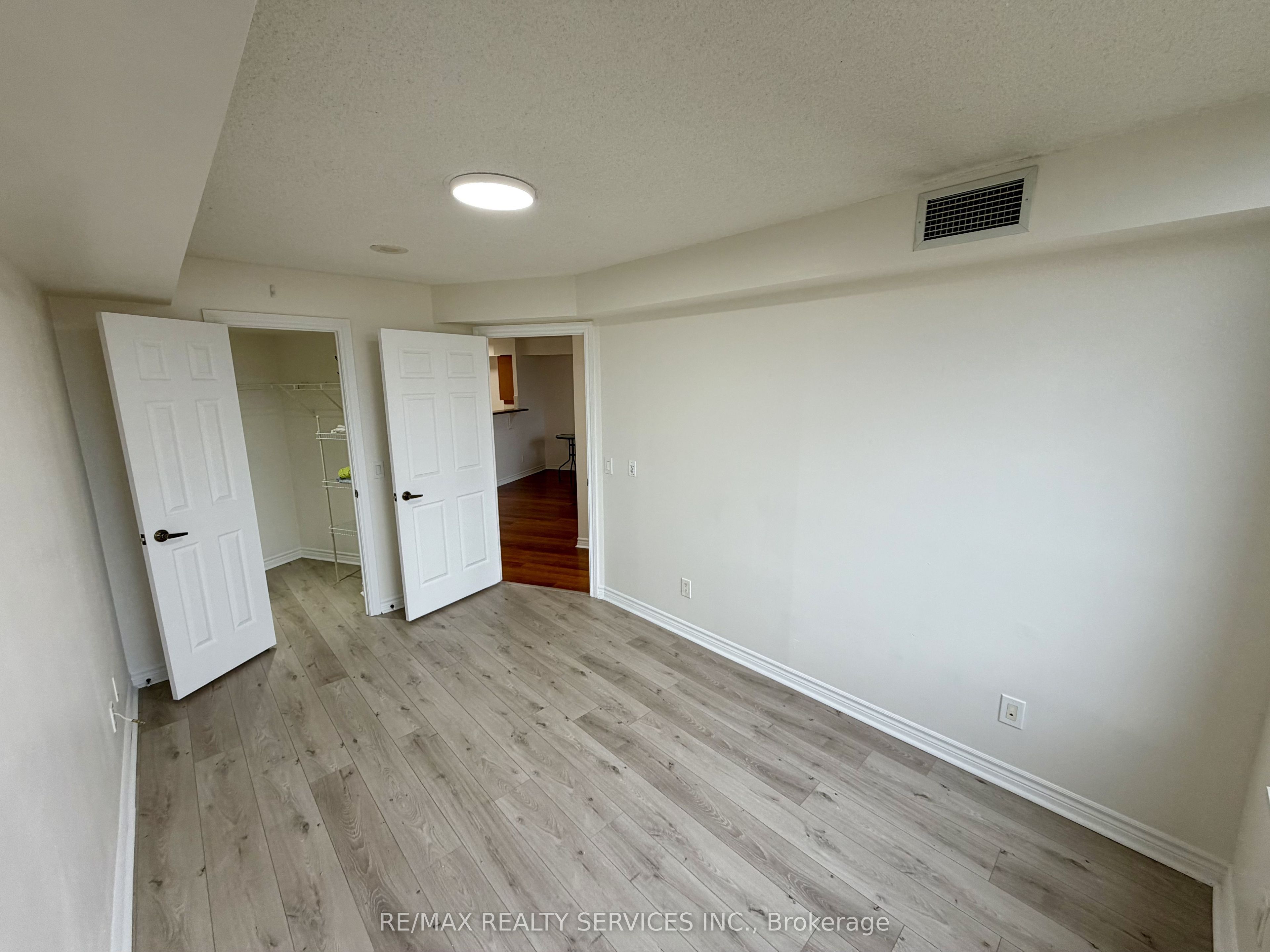 700 Humberwood Boulevard 1630 Property Photo 13