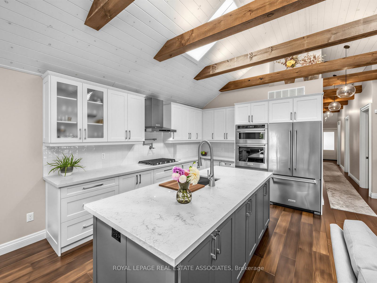 41 Ringley Avenue Property Photo 2