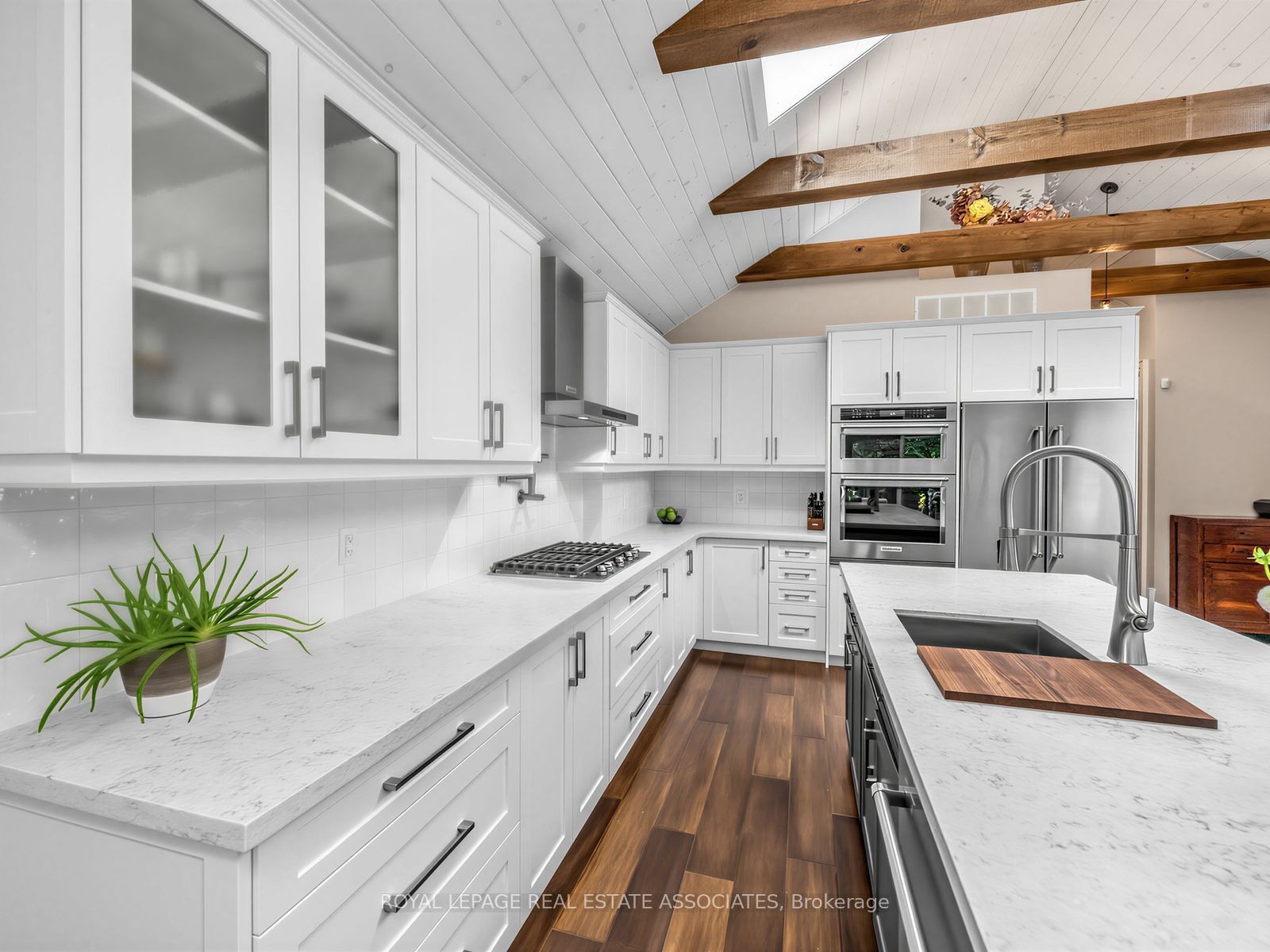 41 Ringley Avenue Property Photo 13