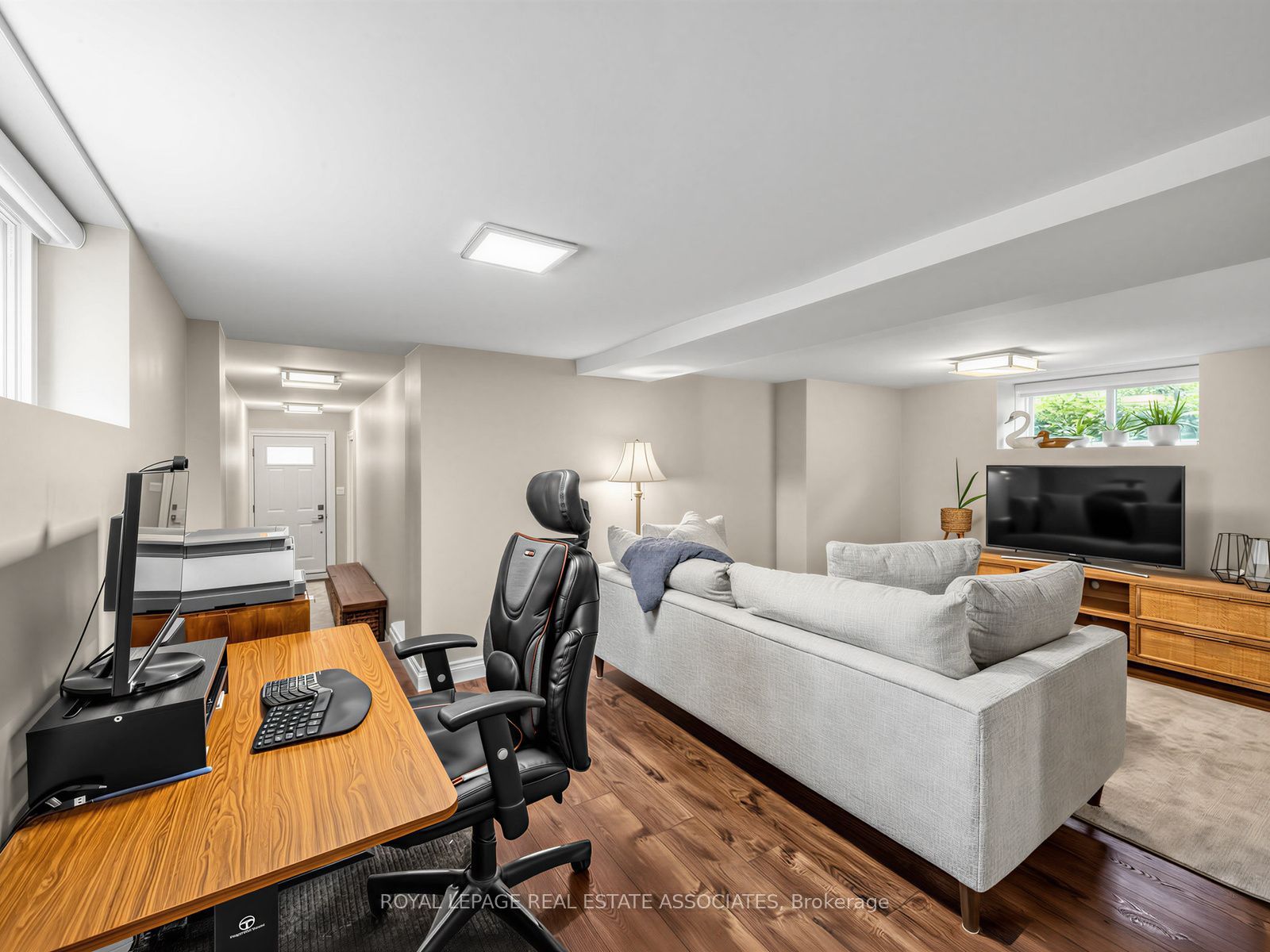 41 Ringley Avenue Property Photo 30