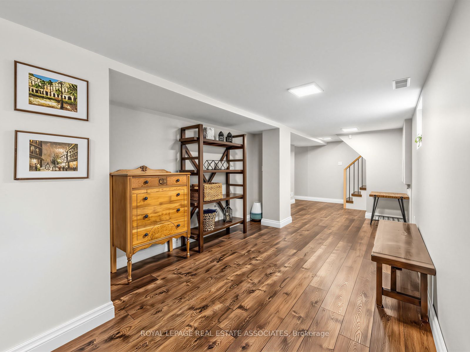 41 Ringley Avenue Property Photo 32